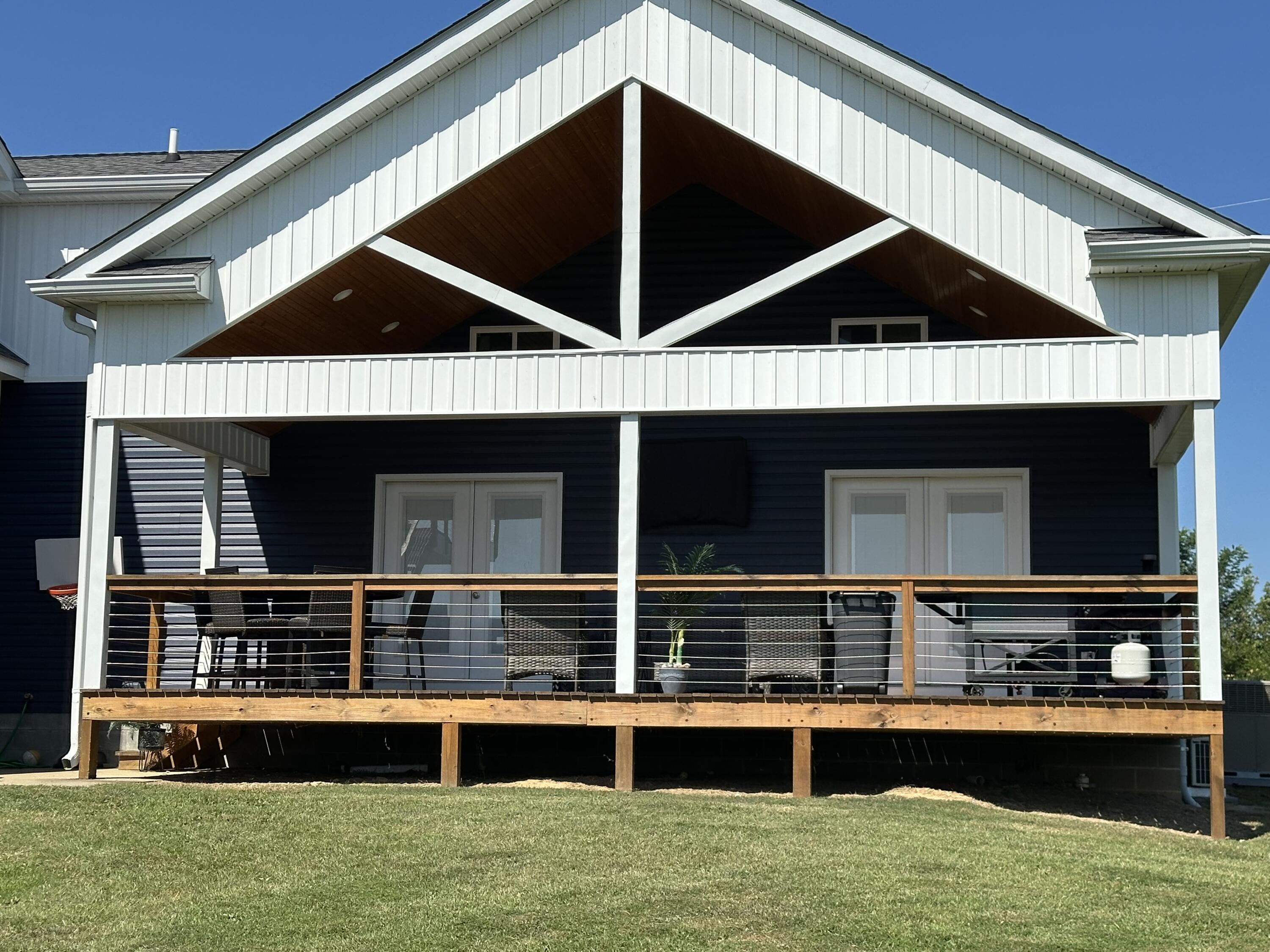 60 Lexington Drive Property Photo 1