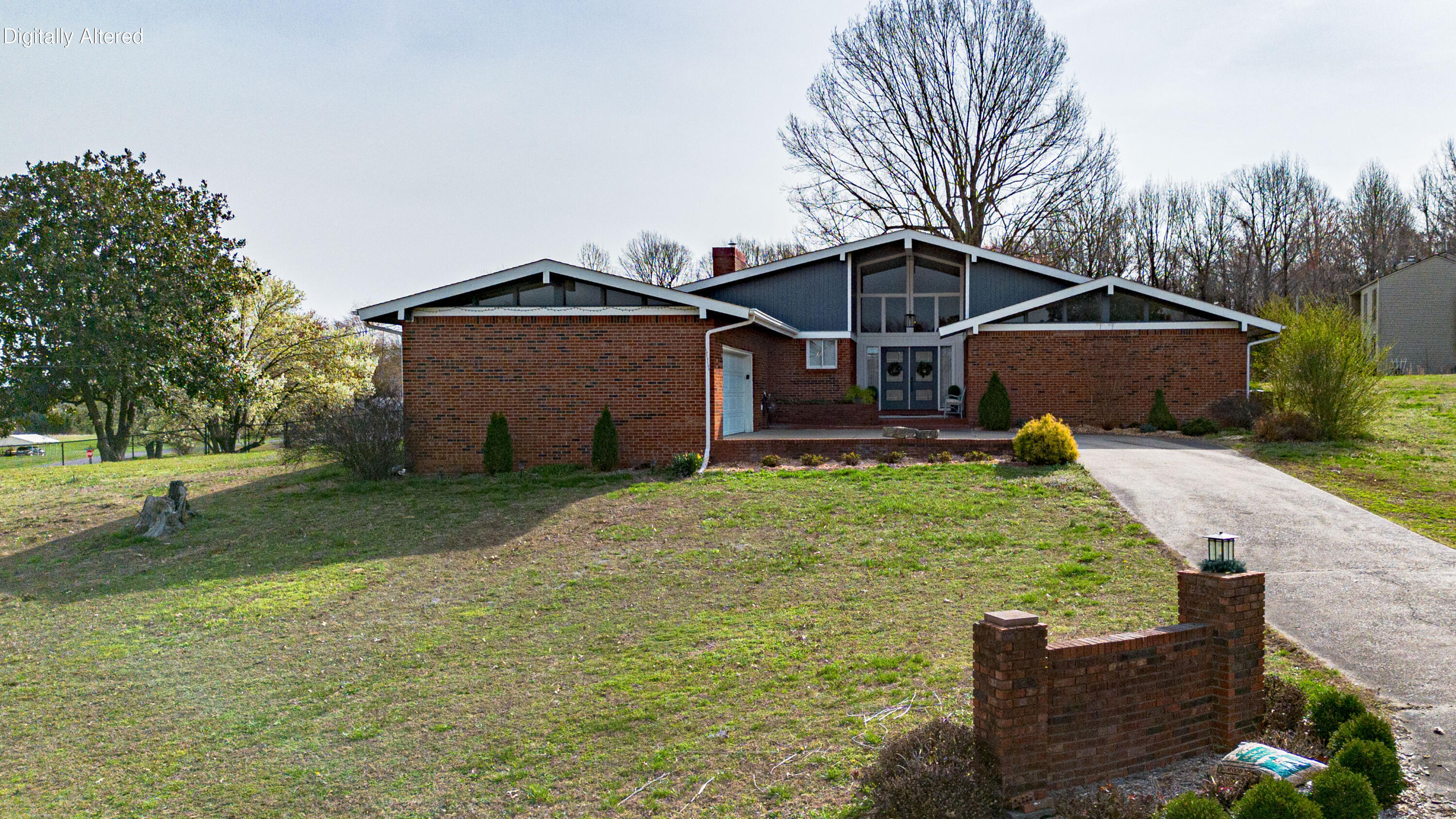 192 Rock Castle Road Property Photo 1