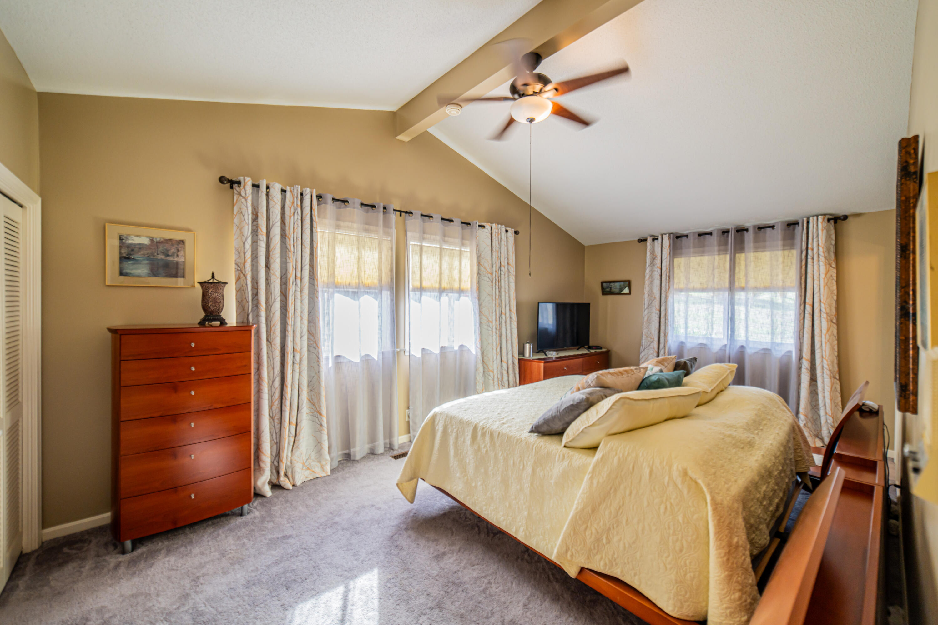 192 Rock Castle Road Property Photo 6