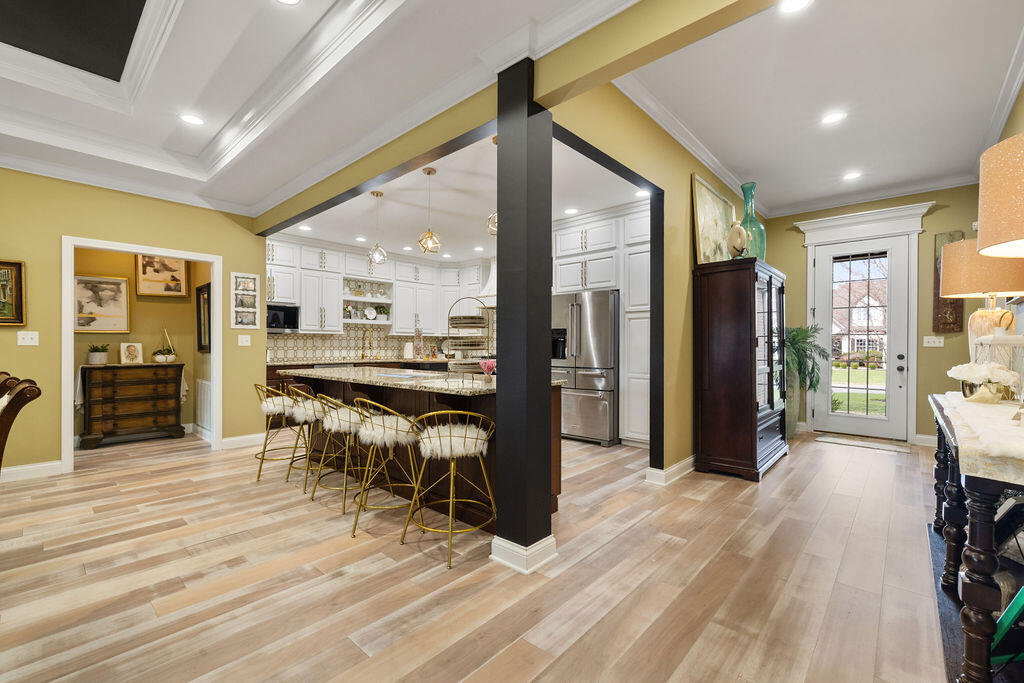 125 Pershing Way Property Photo 8