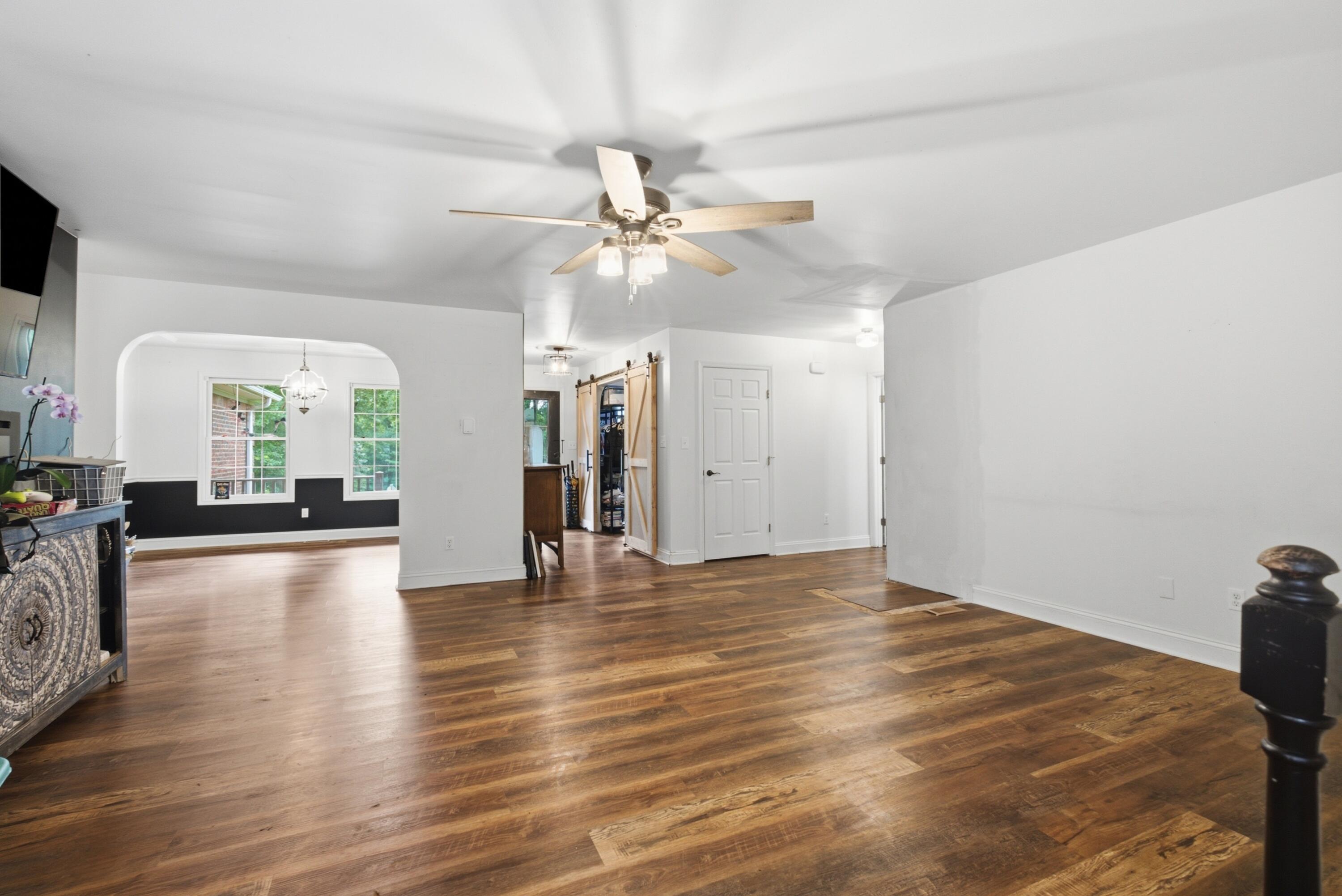1321 Travis Drive Property Photo 6
