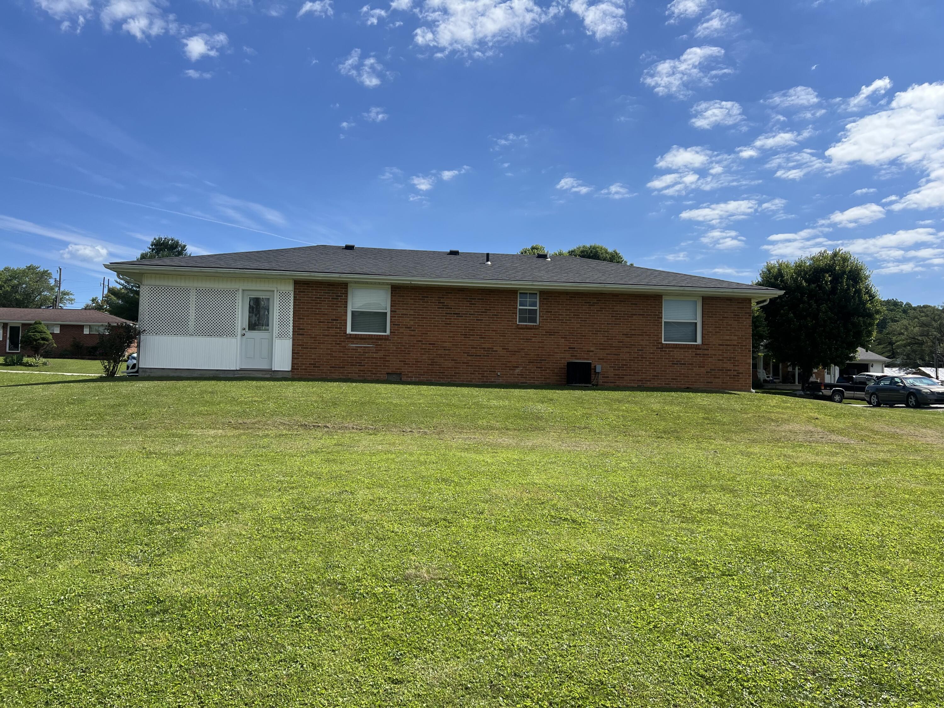 67 N Clayton Lane Property Photo 3