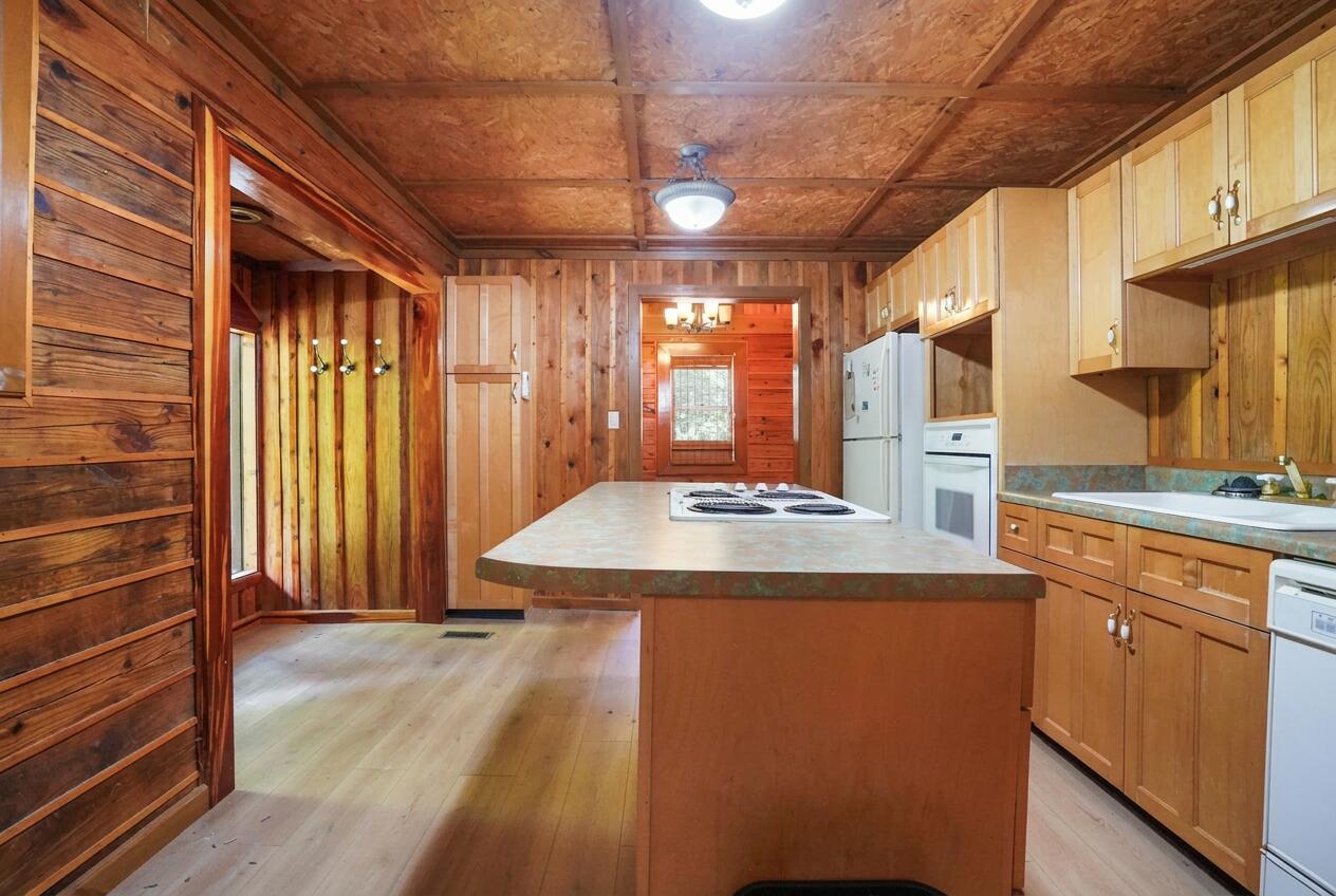 2468 Mill Springs Road Property Photo 13