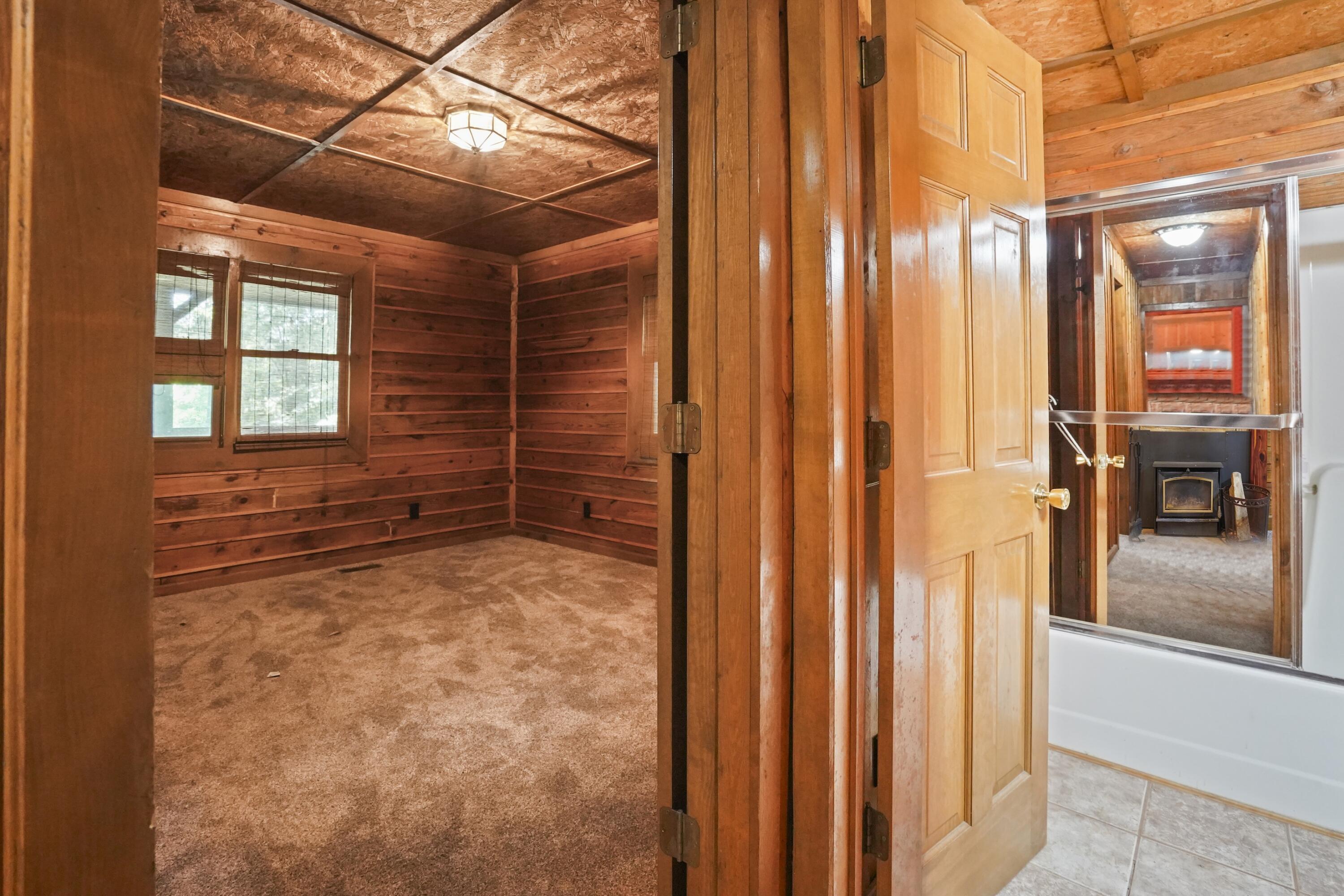 2468 Mill Springs Road Property Photo 18