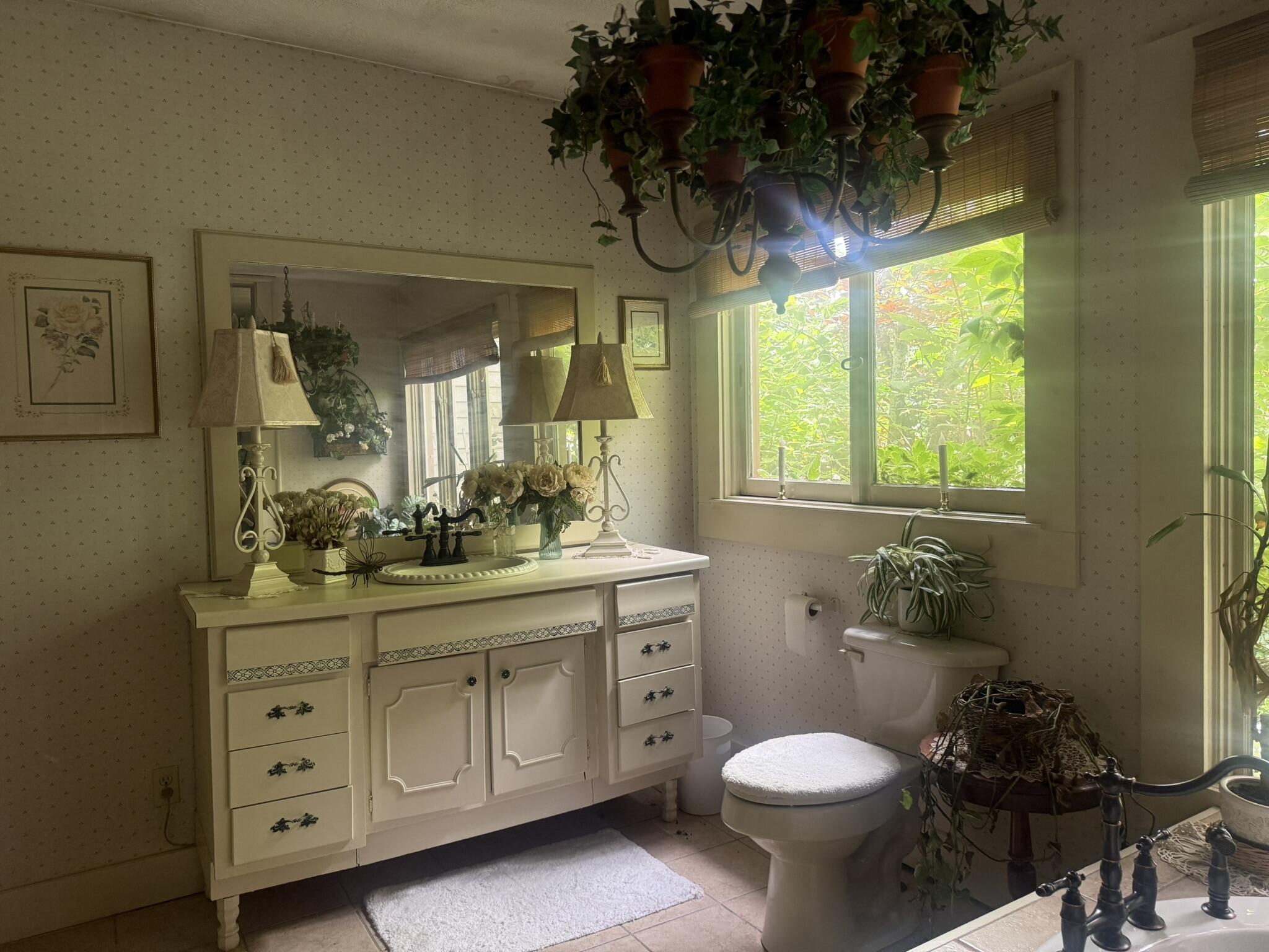 5253 Raymond Road Property Photo 14