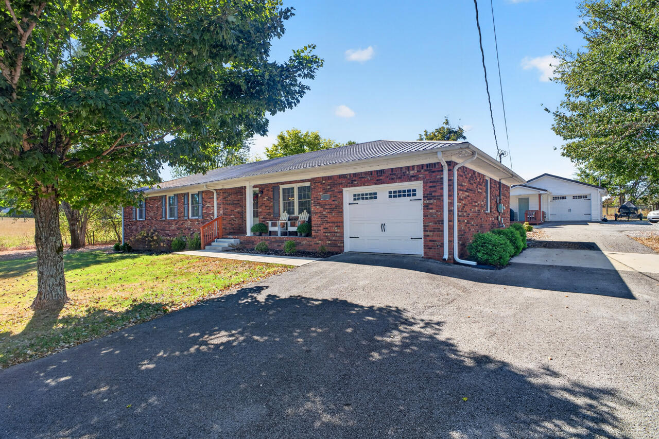 12945 Dawson Springs Road Property Photo 2