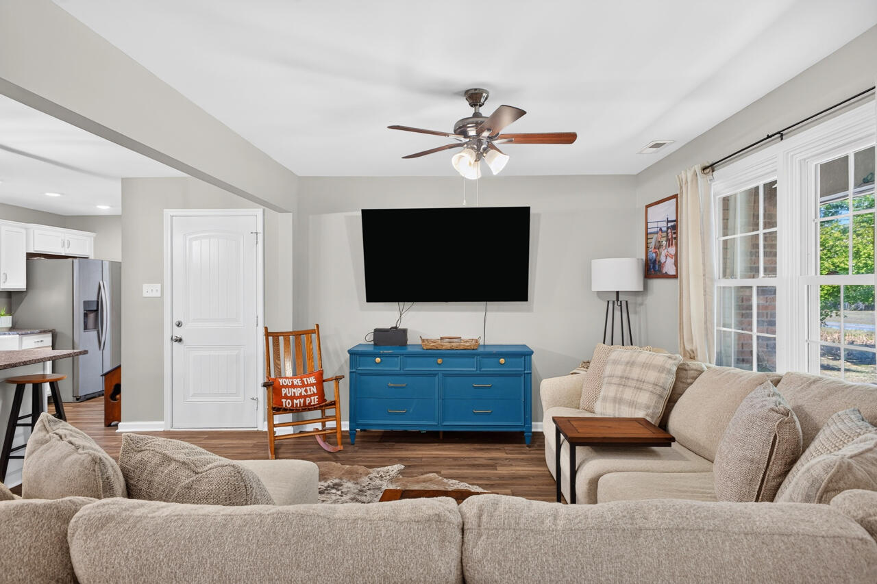 12945 Dawson Springs Road Property Photo 5