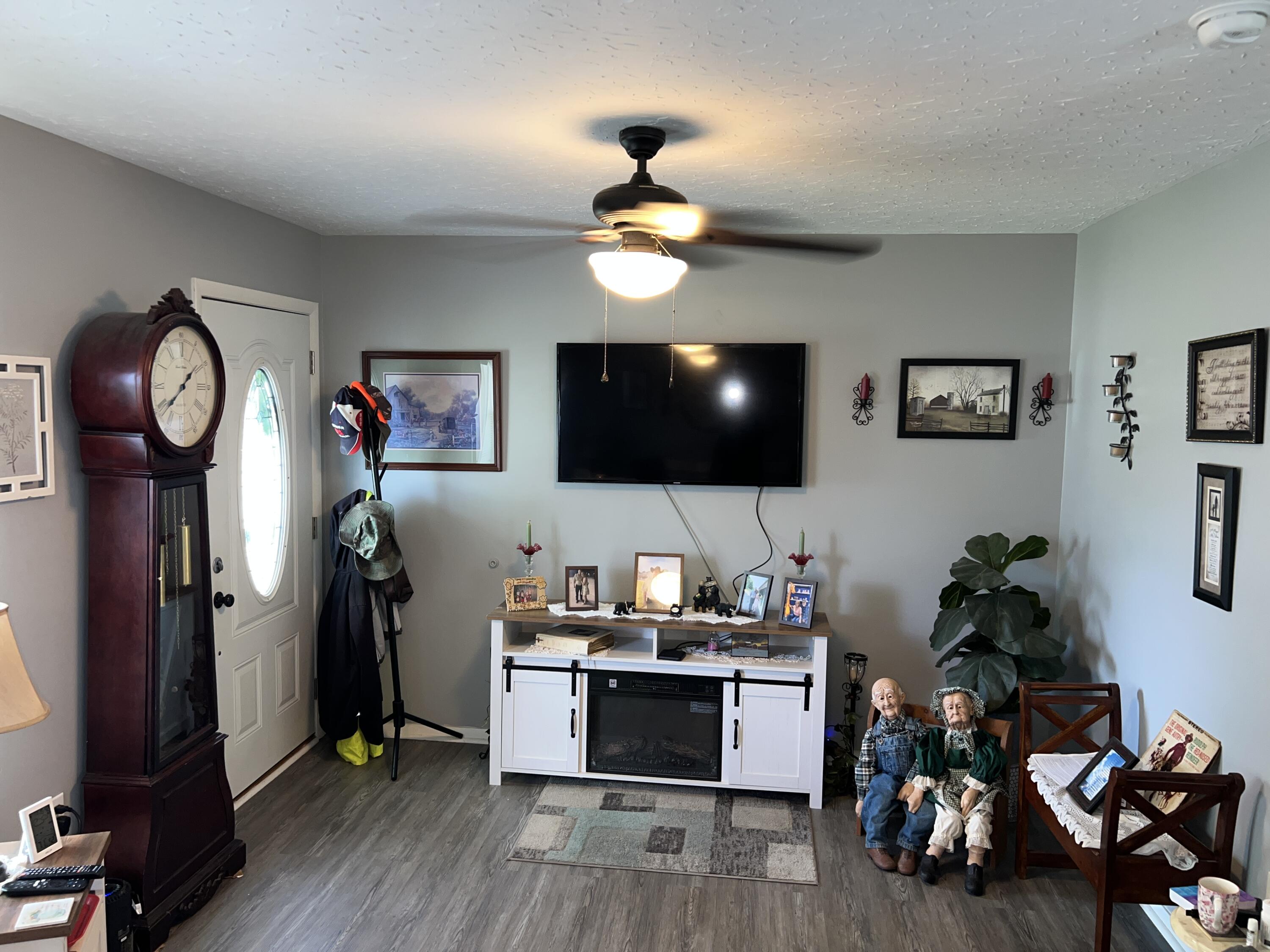 98 Bolton Lane Property Photo 33