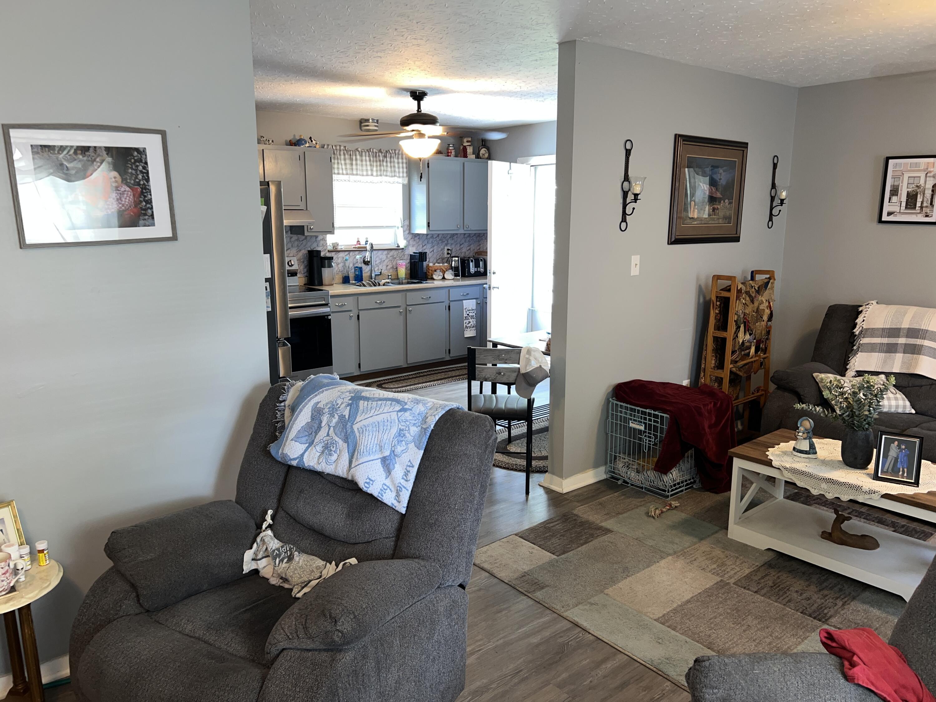 98 Bolton Lane Property Photo 35