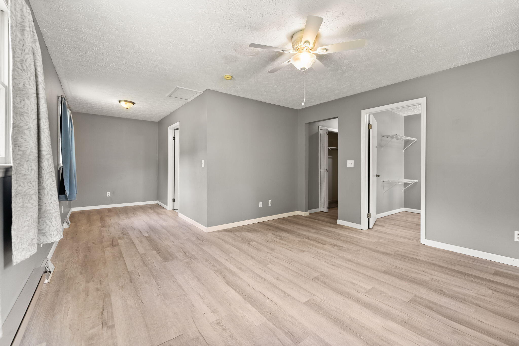 697 Oaklawn Circle Property Photo 26