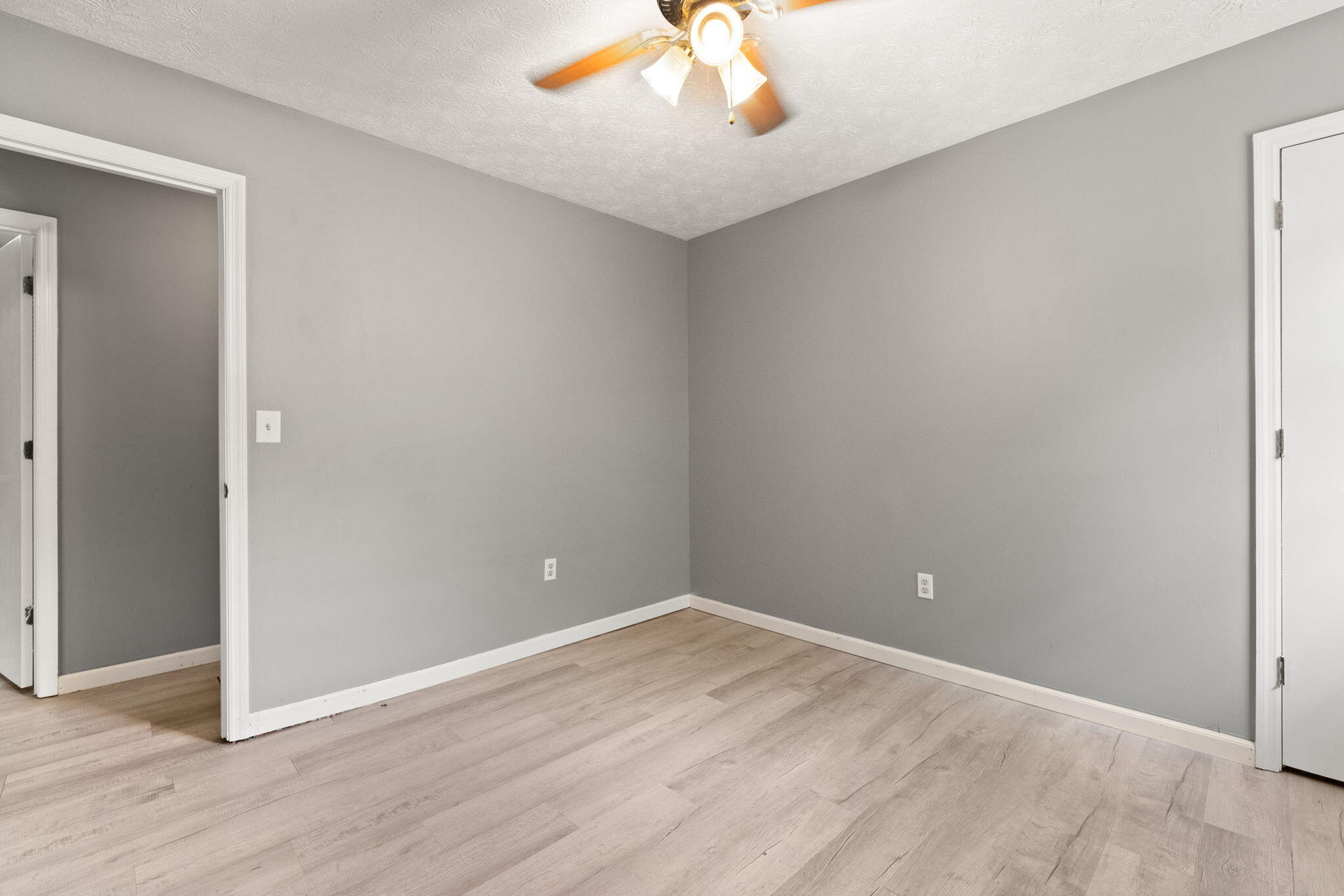 697 Oaklawn Circle Property Photo 36