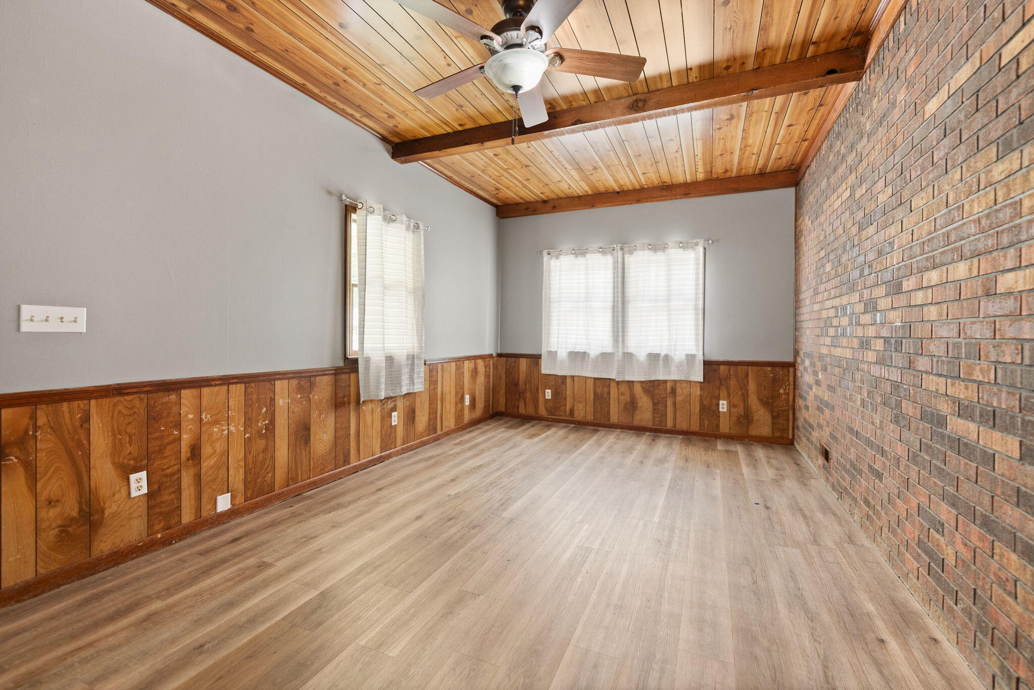 697 Oaklawn Circle Property Photo 43