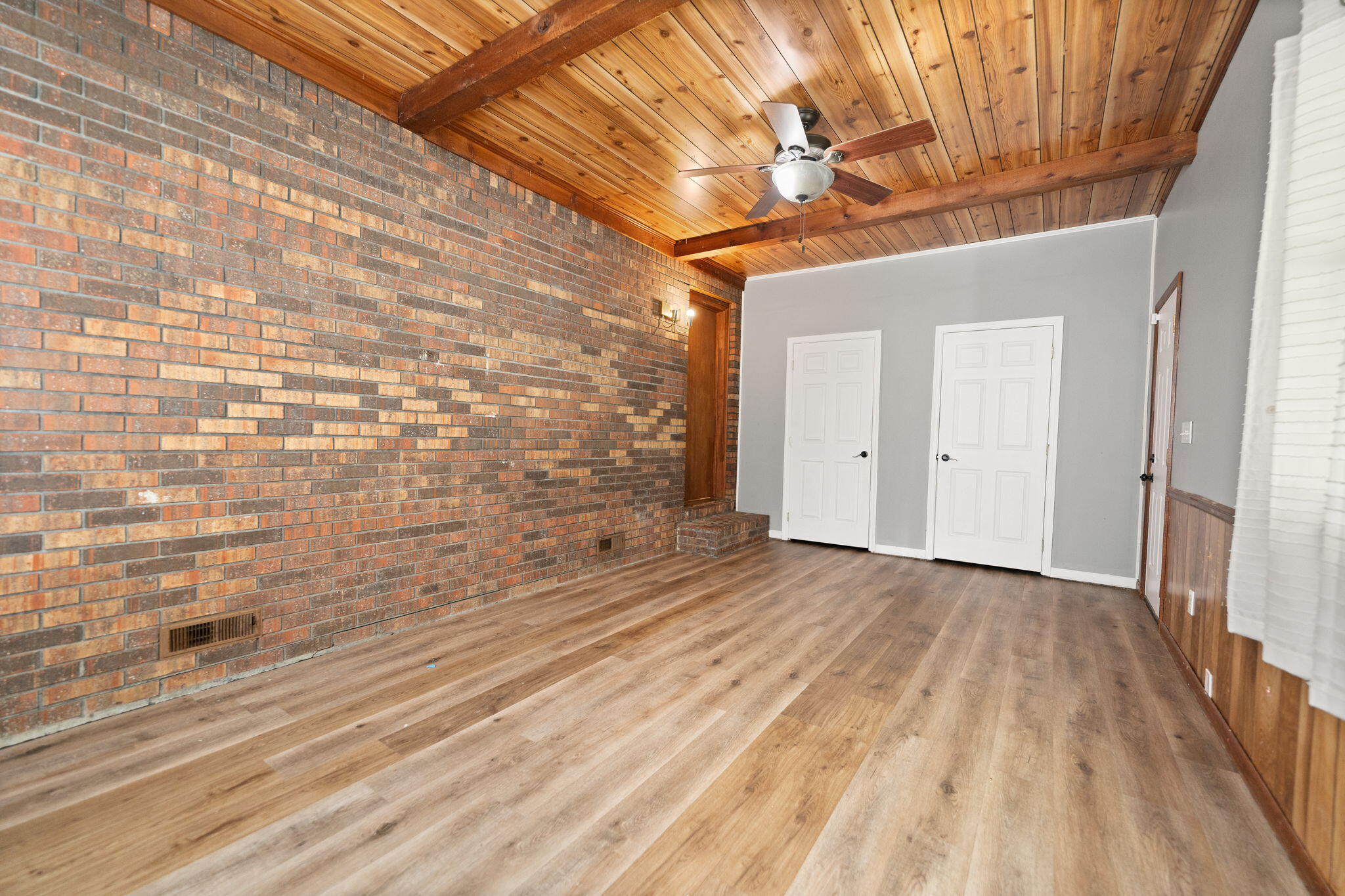 697 Oaklawn Circle Property Photo 45