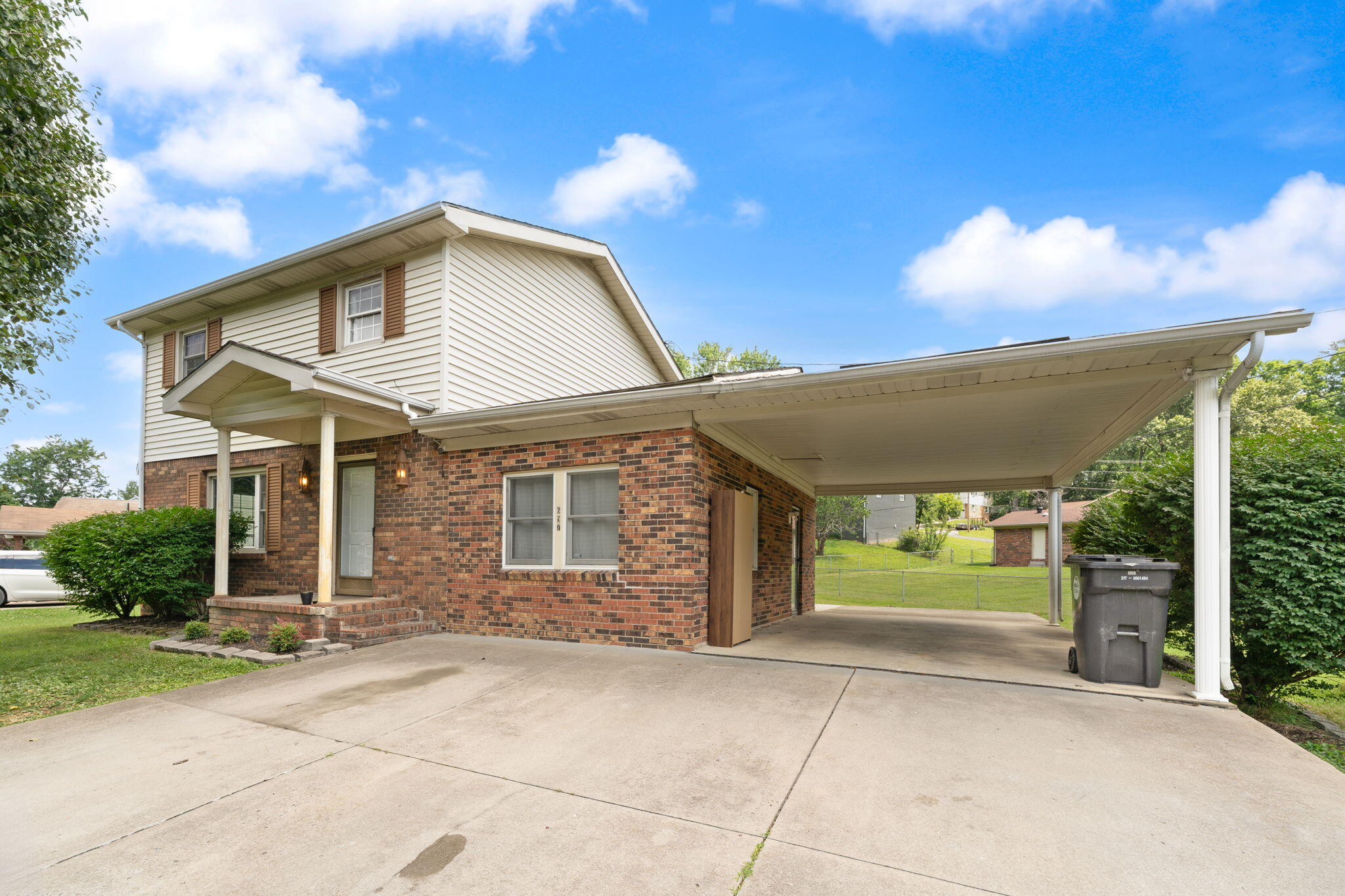 697 Oaklawn Circle Property Photo 47