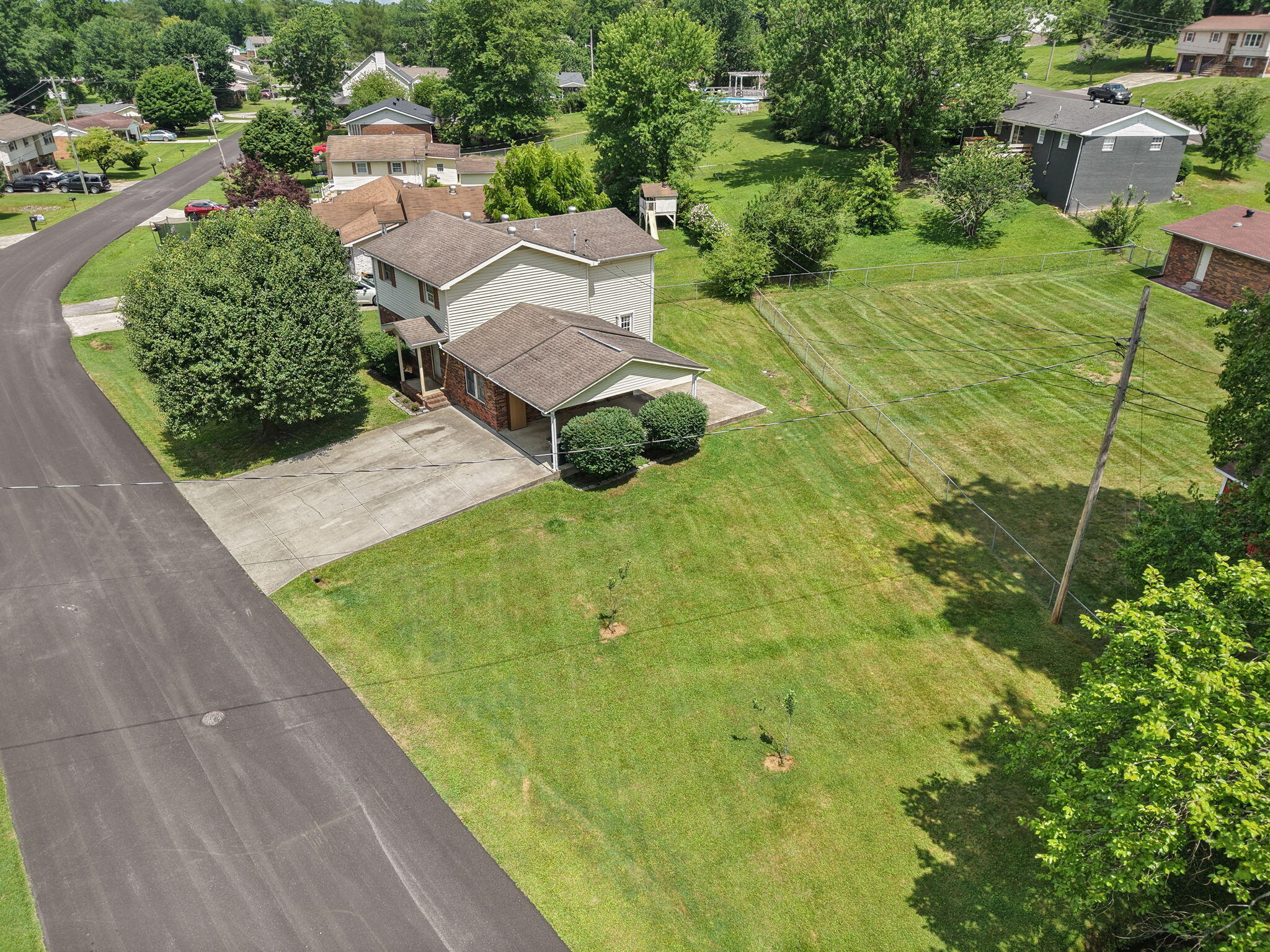 697 Oaklawn Circle Property Photo 53