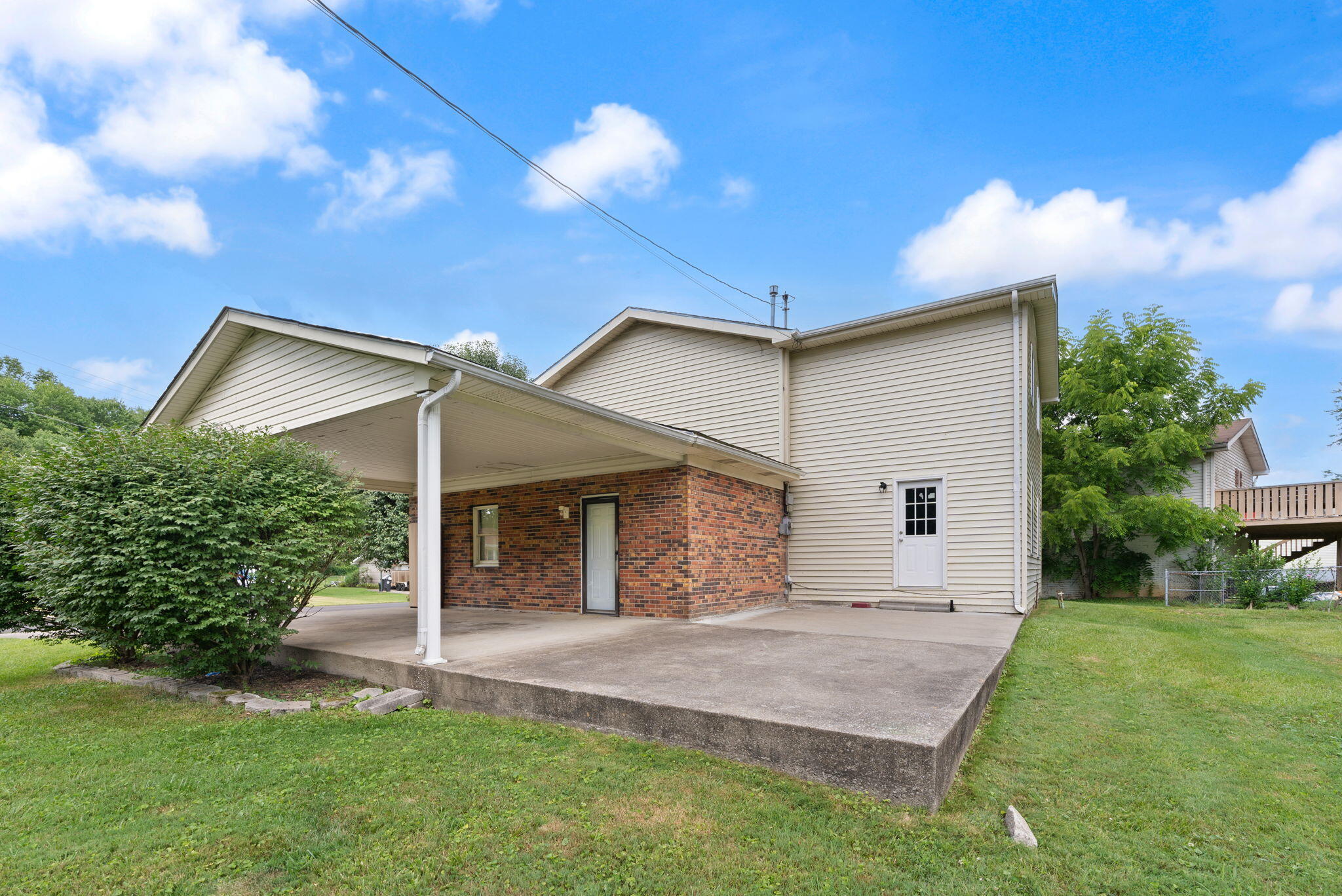697 Oaklawn Circle Property Photo 56