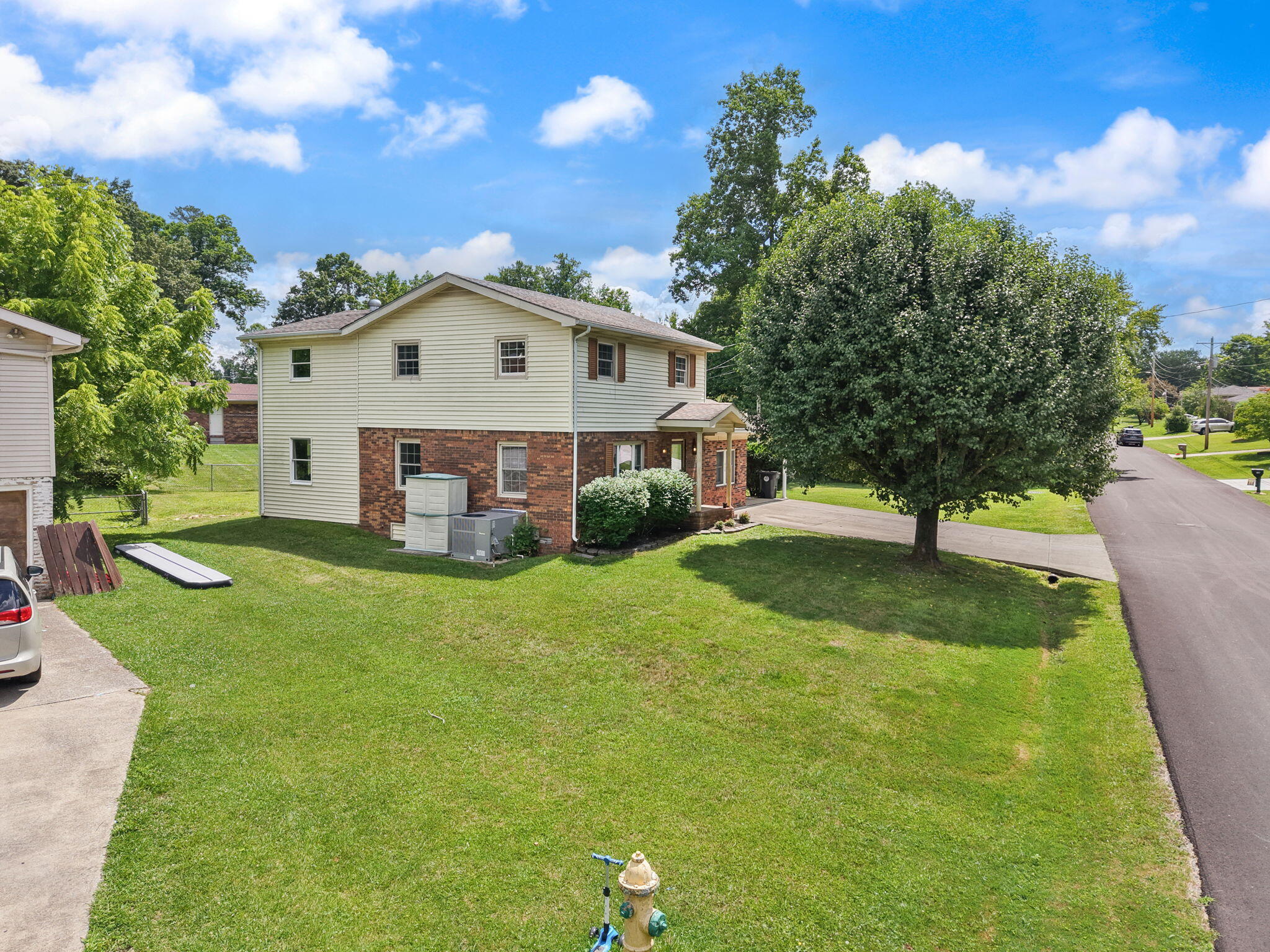 697 Oaklawn Circle Property Photo 57