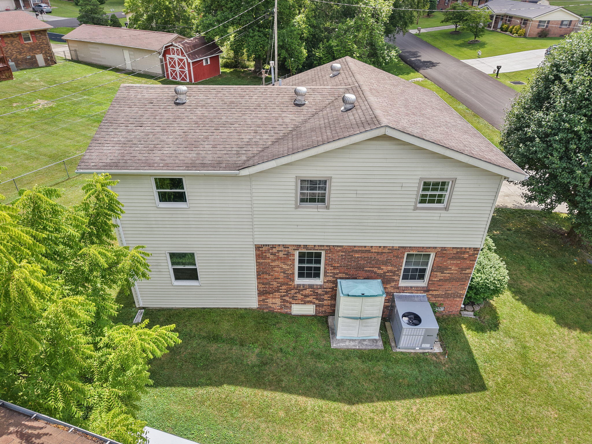 697 Oaklawn Circle Property Photo 59