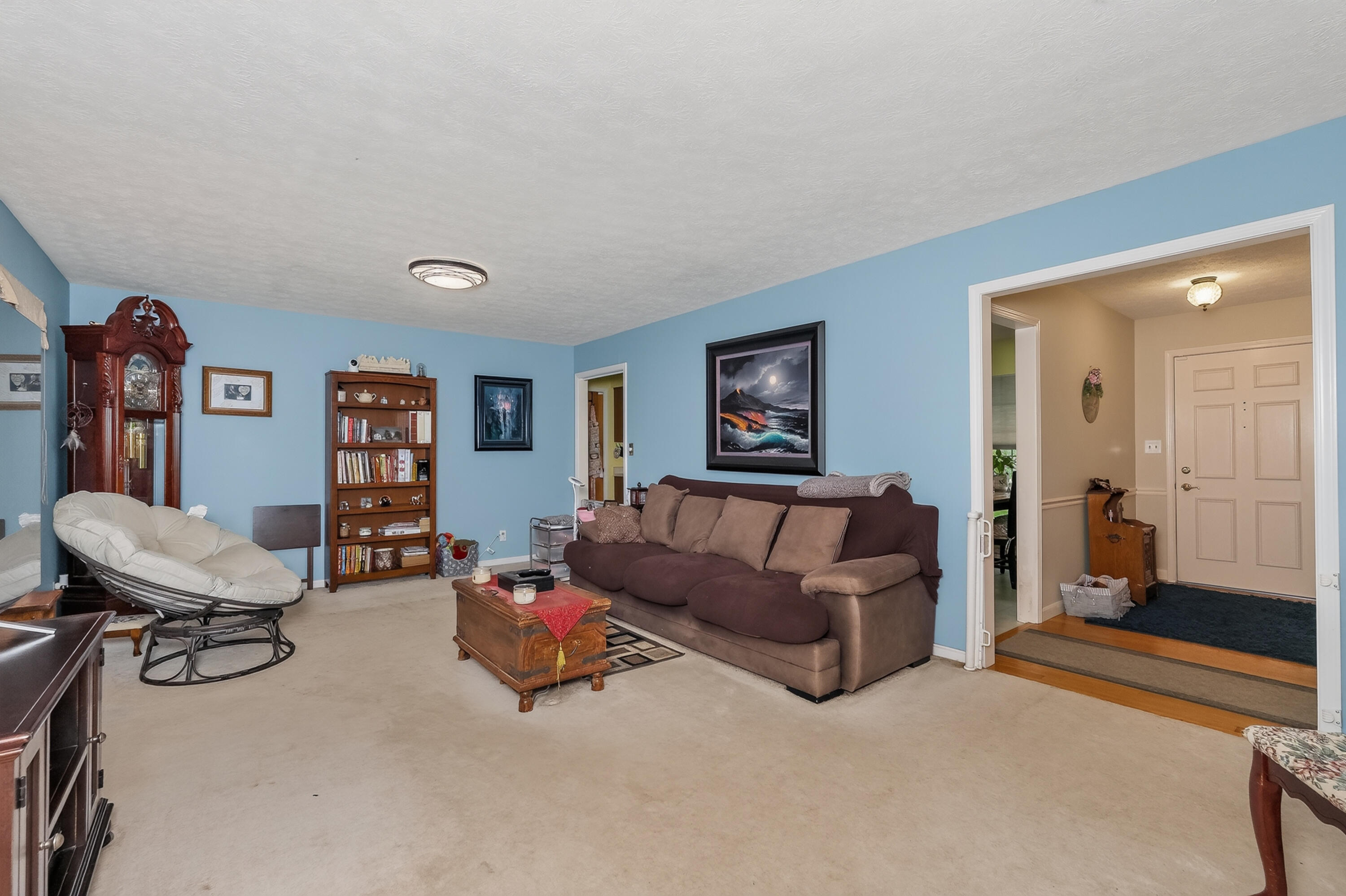 210 Ridgelea Drive Property Photo 17