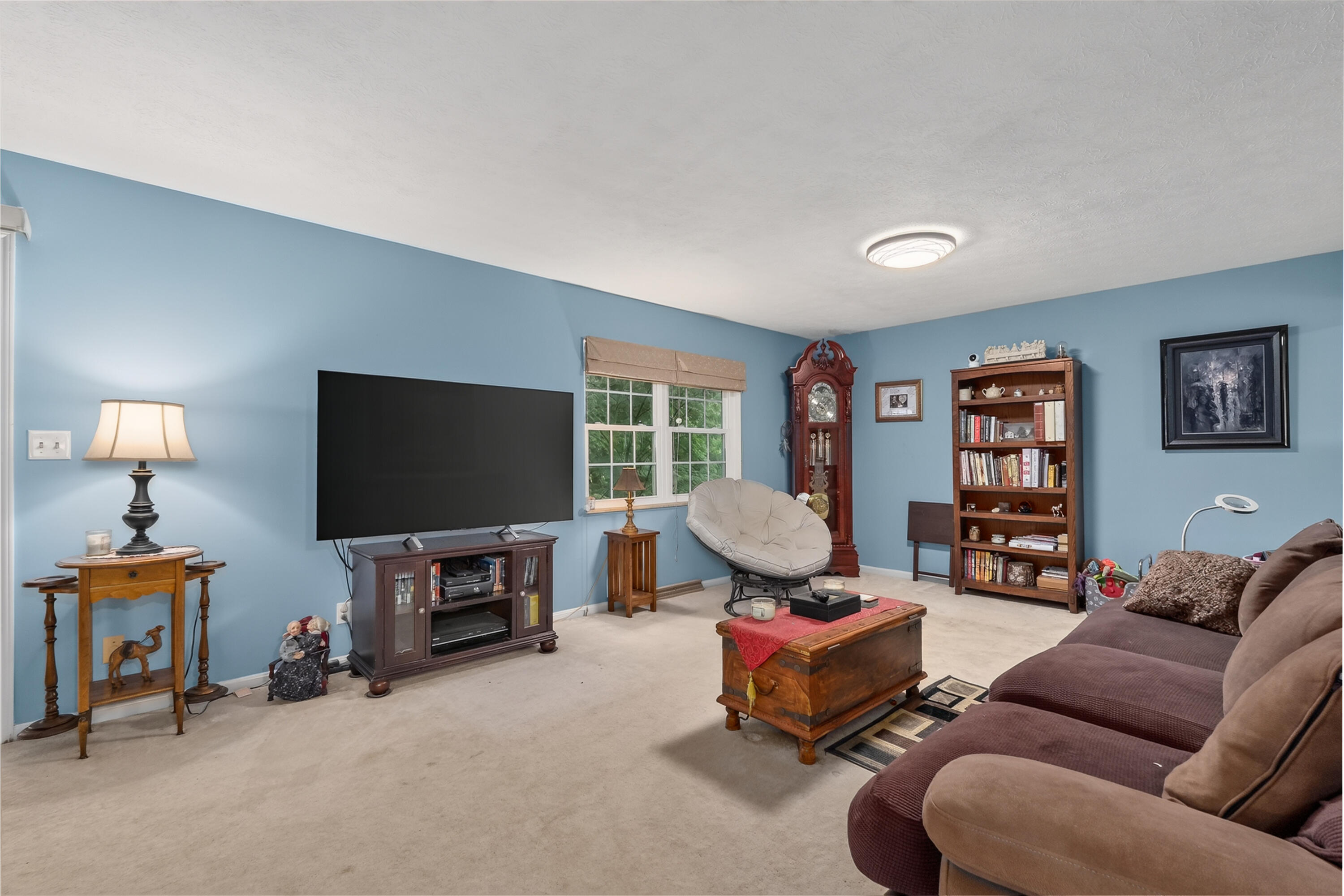 210 Ridgelea Drive Property Photo 18