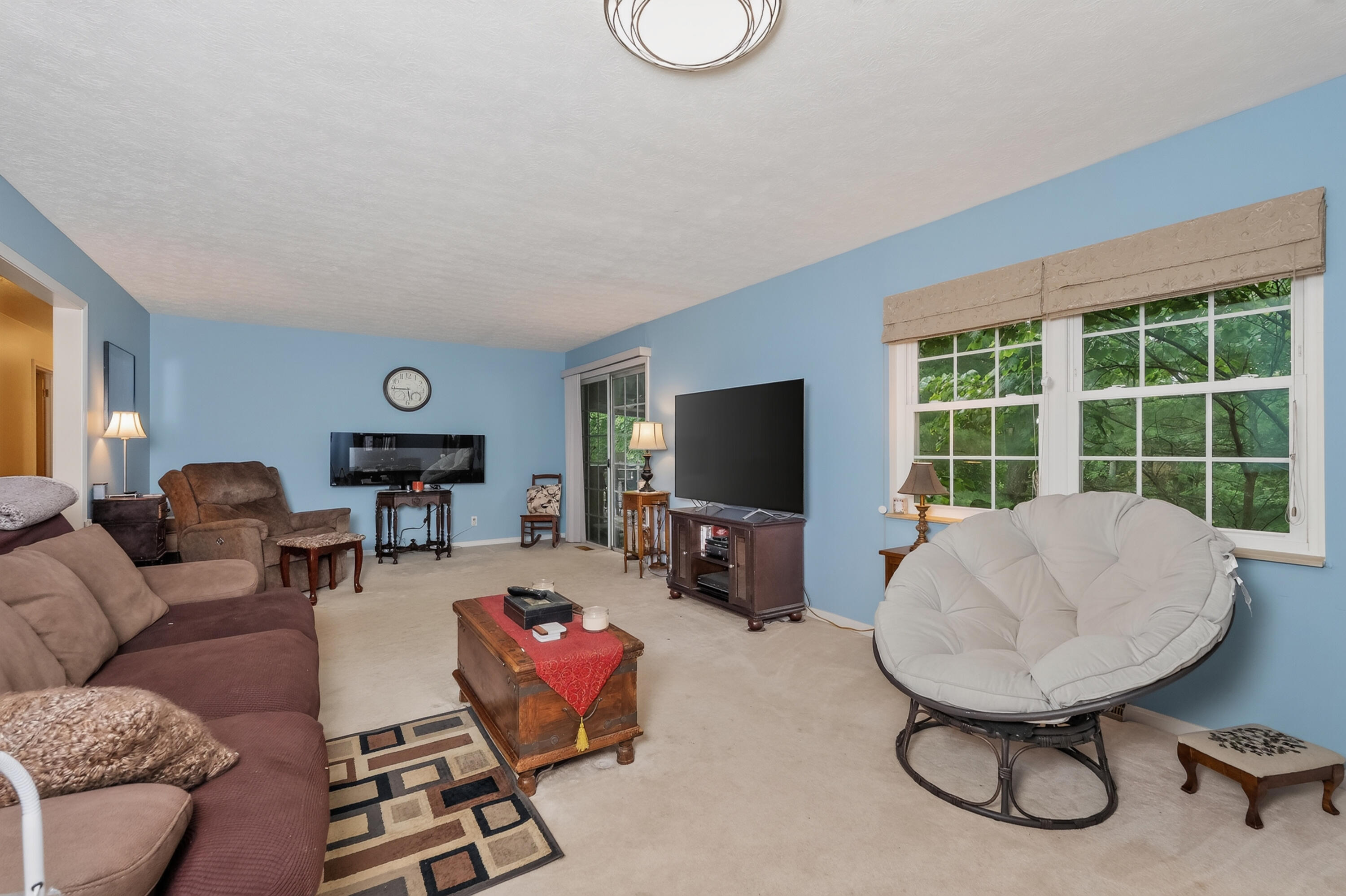 210 Ridgelea Drive Property Photo 19