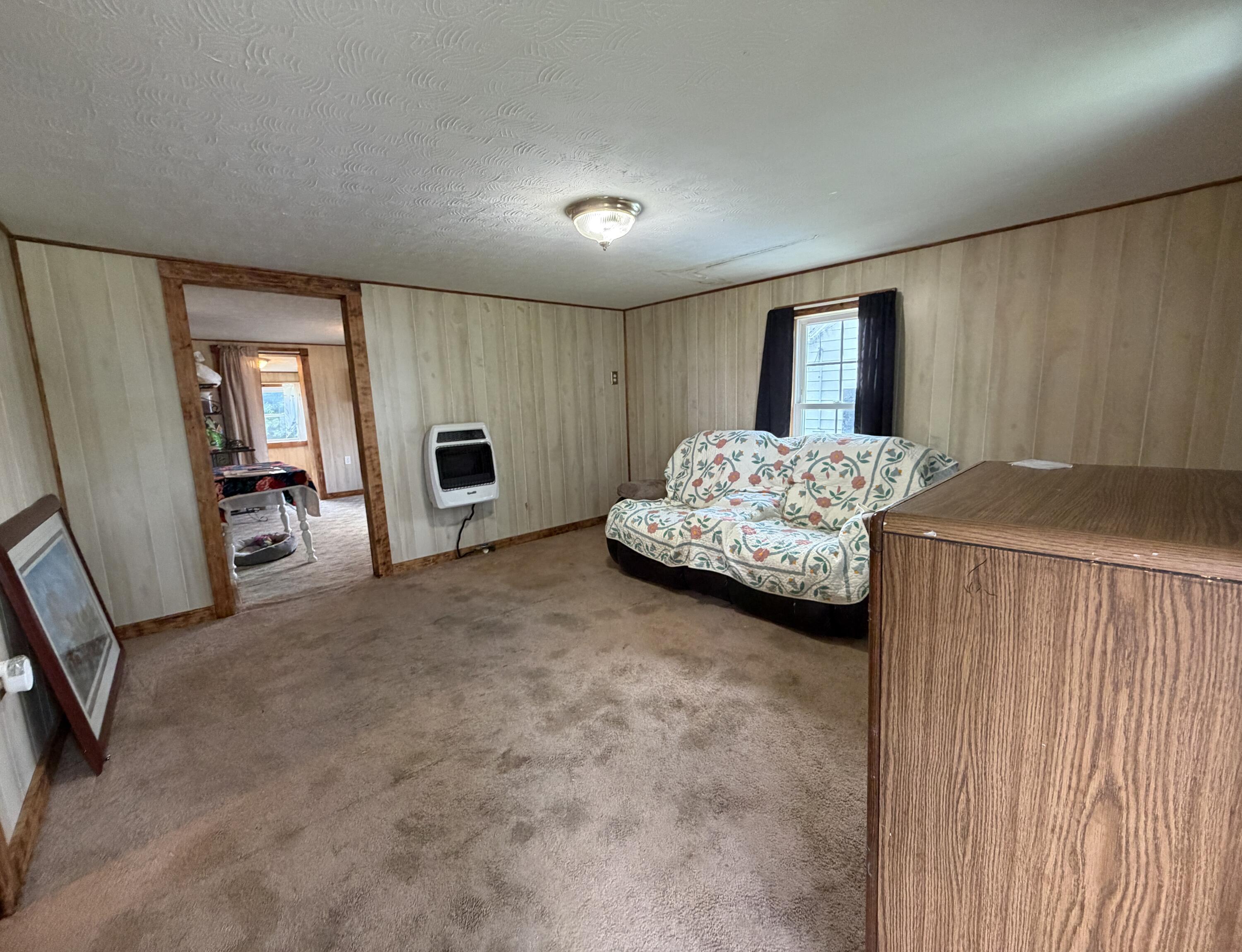323 W Kentucky Avenue Property Photo 2