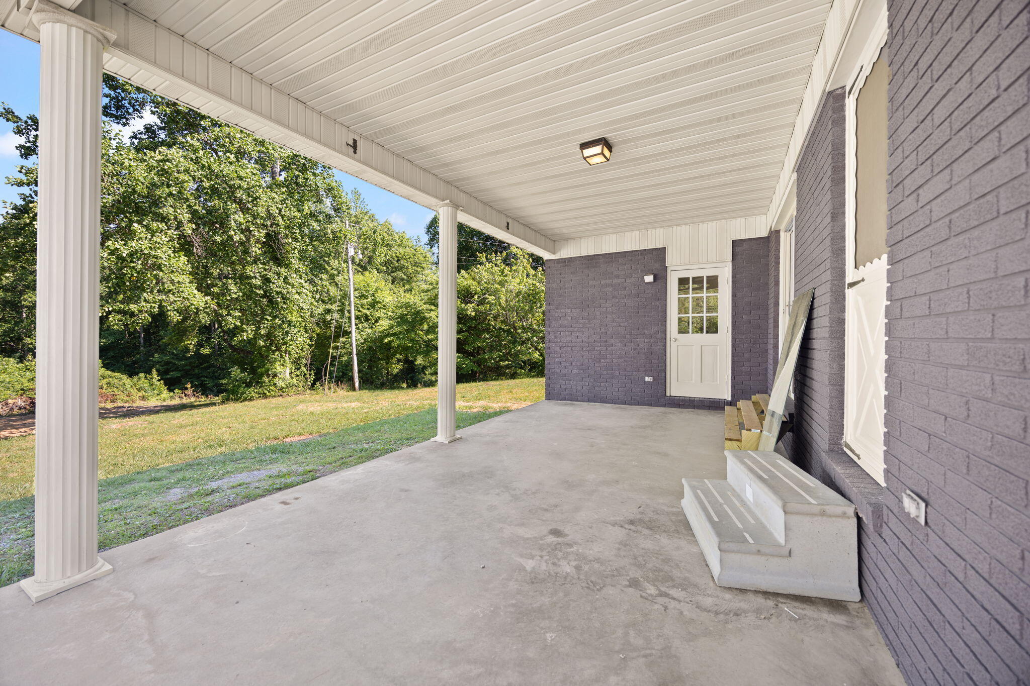 288 Jones Drive Property Photo 5