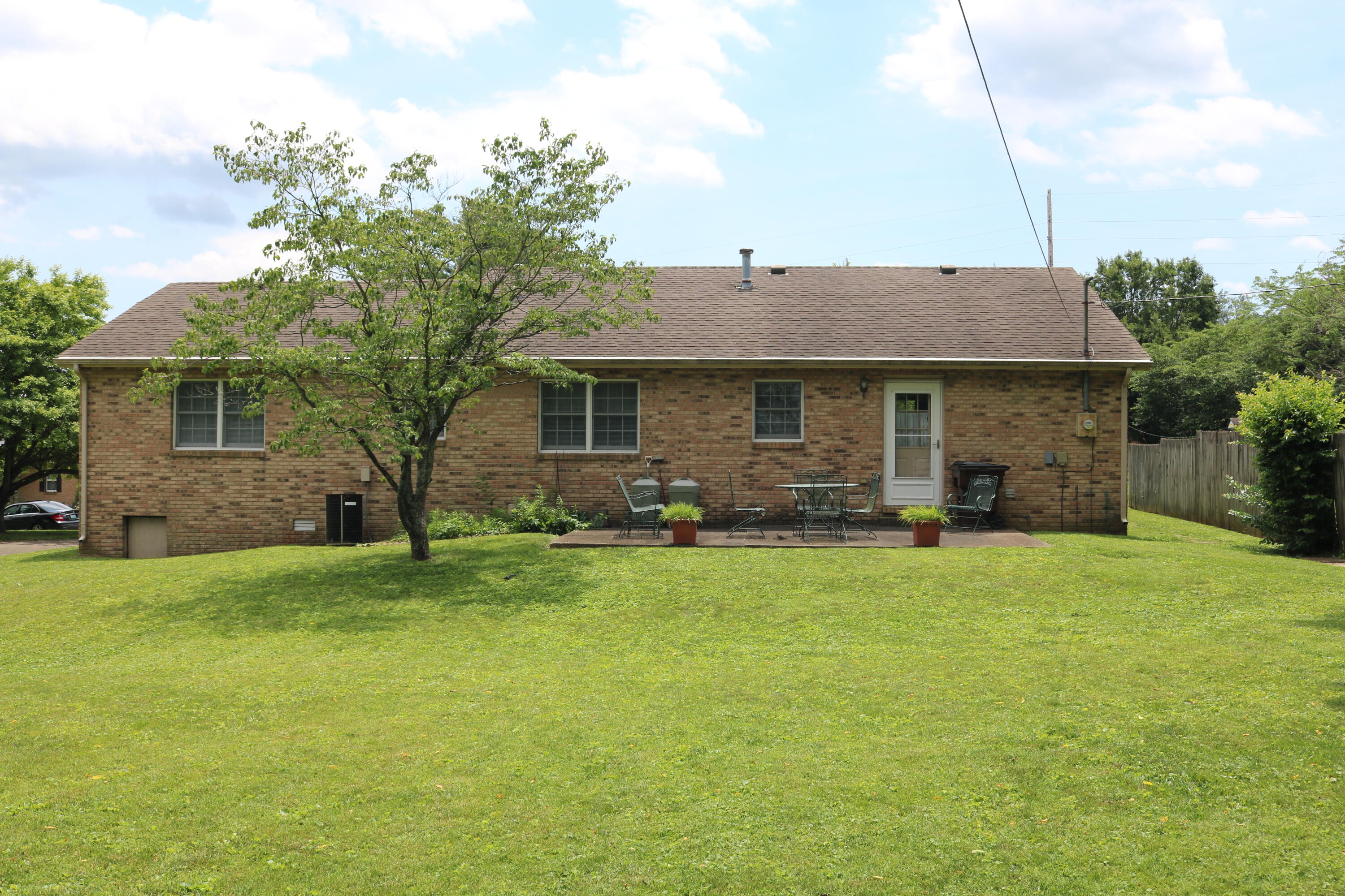 106 Clinton Drive Property Photo 6