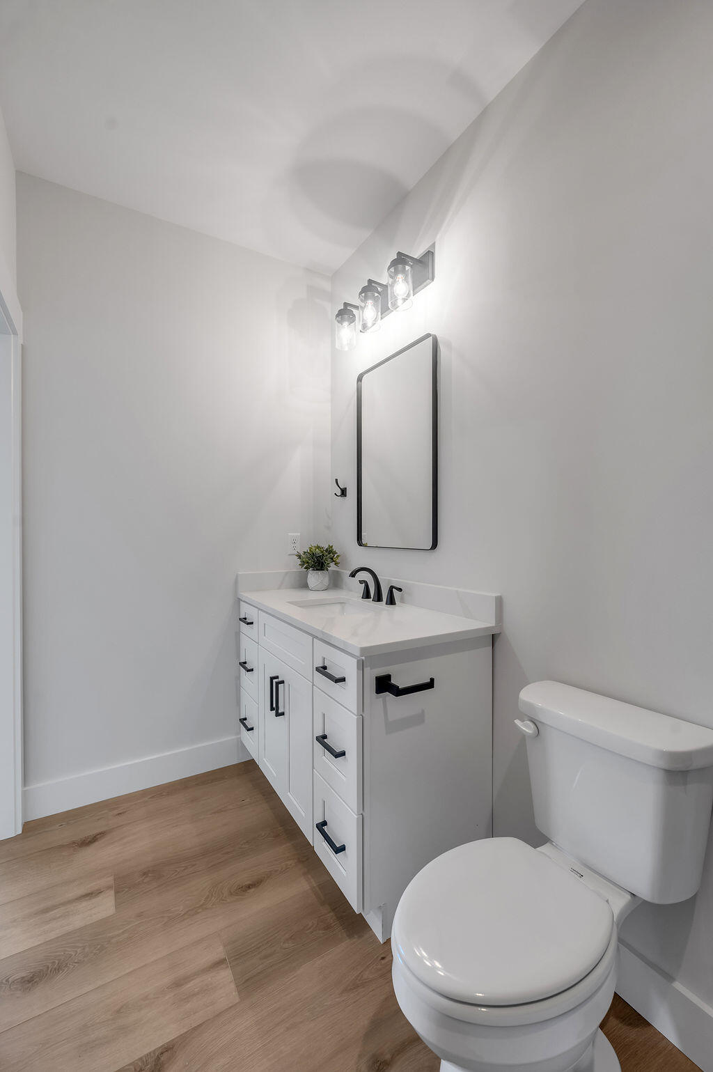 221 Madison Avenue Property Photo 45