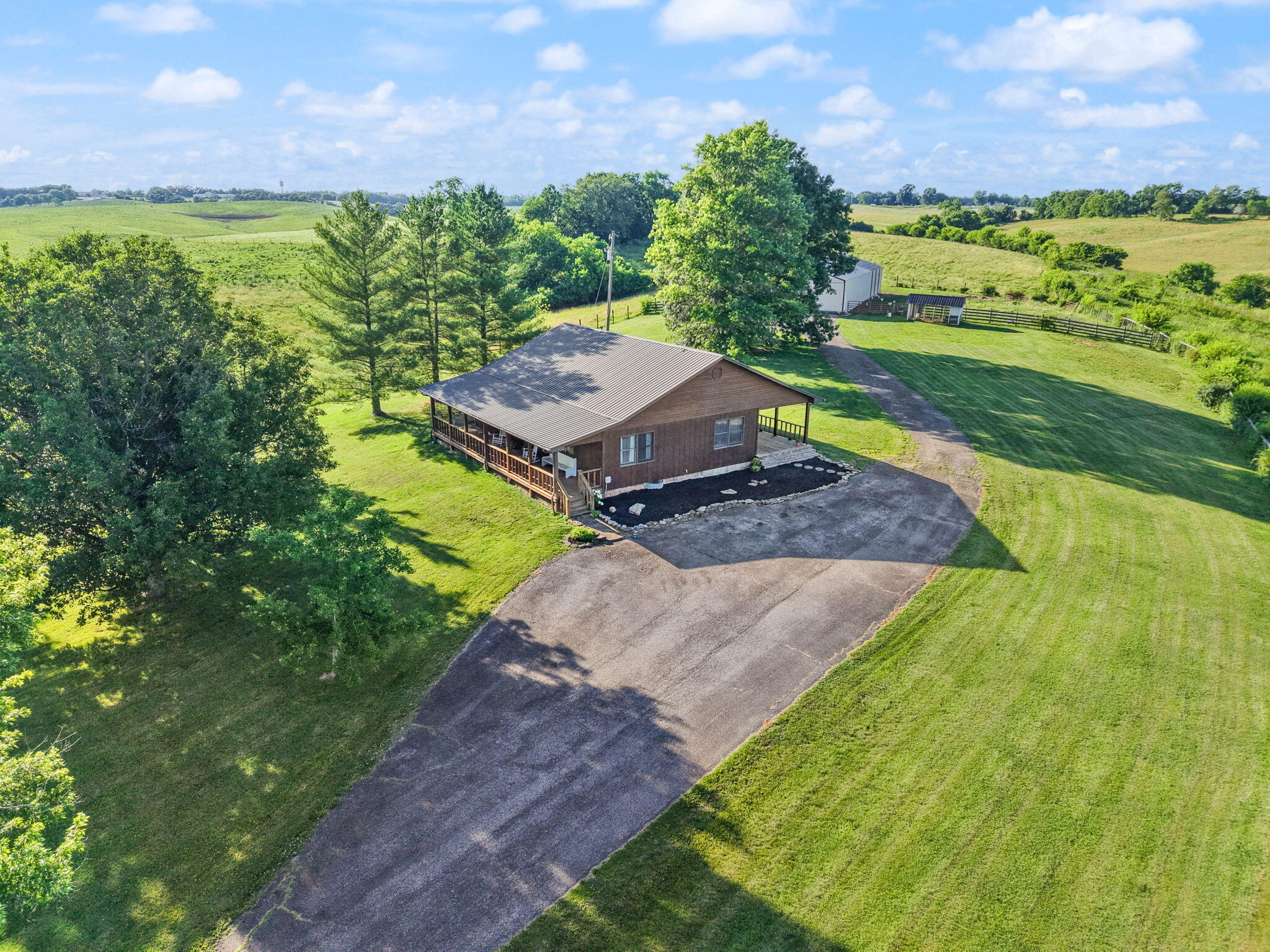 2371 Howards Mill Road Property Photo 1