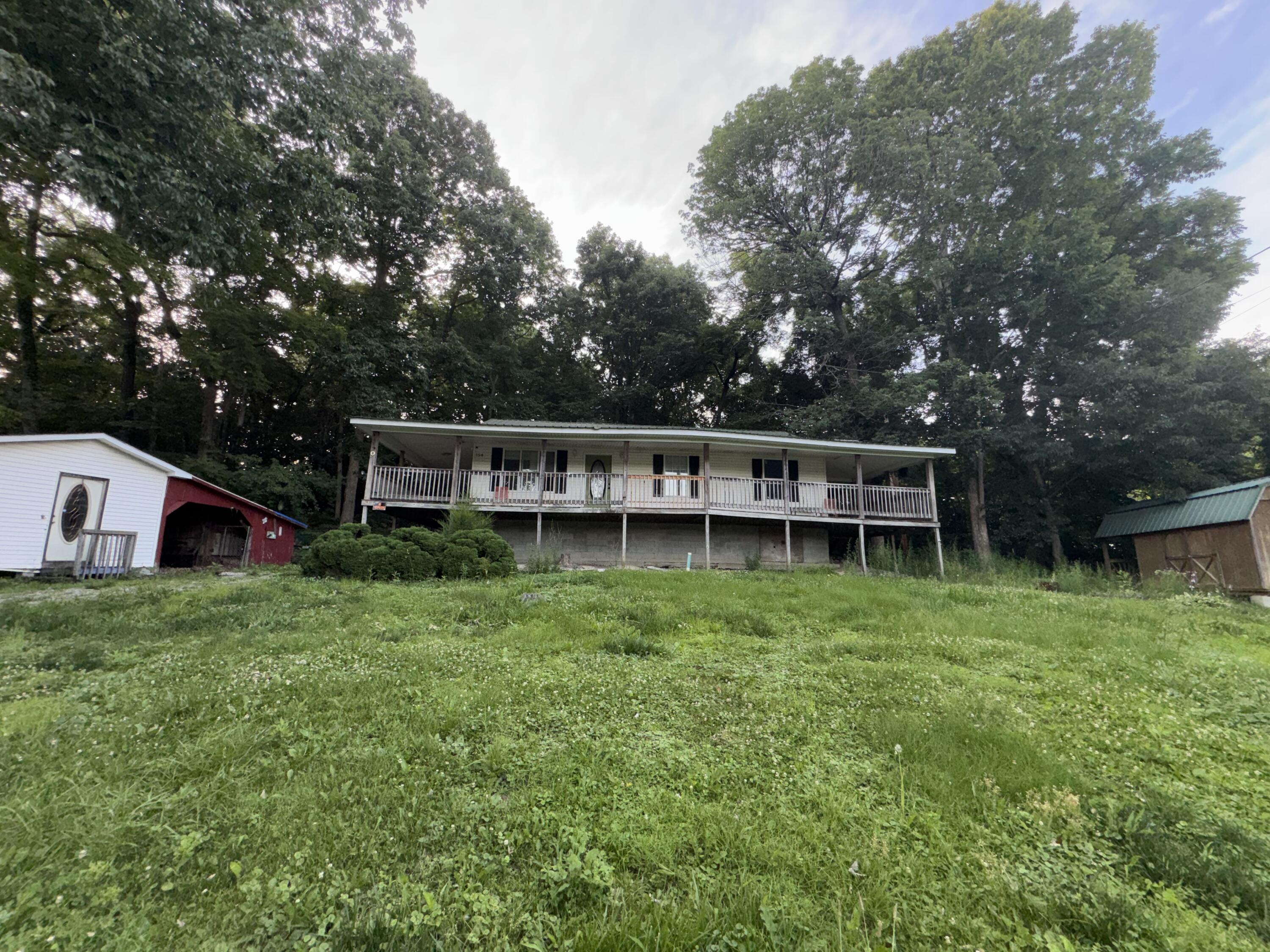 154 Gray Buck Dr Property Photo 3