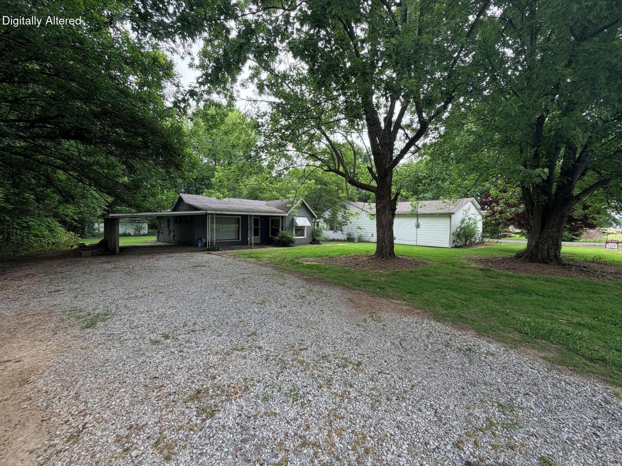 12901 Woodville Road Property Photo 2