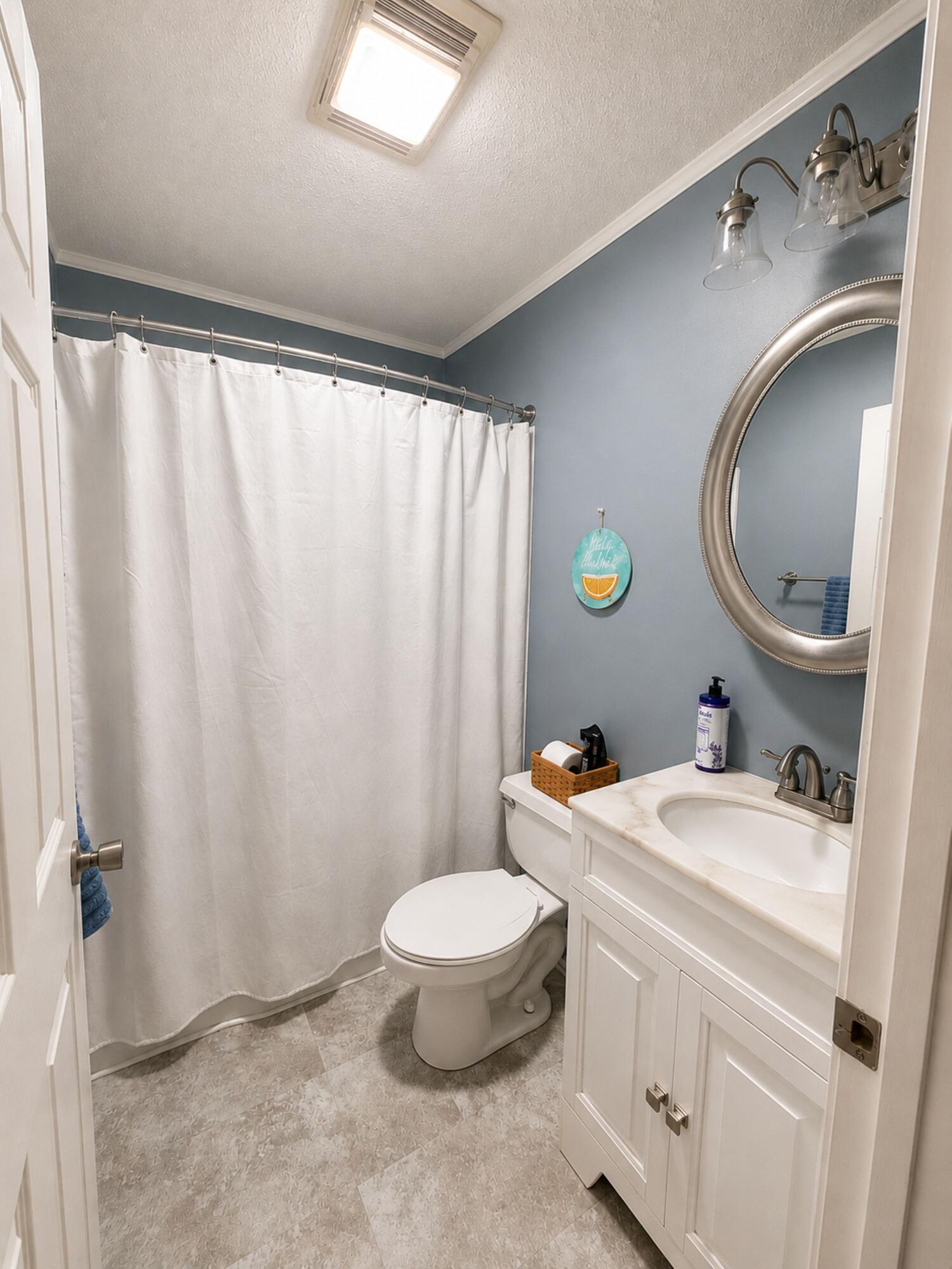 12901 Woodville Road Property Photo 13
