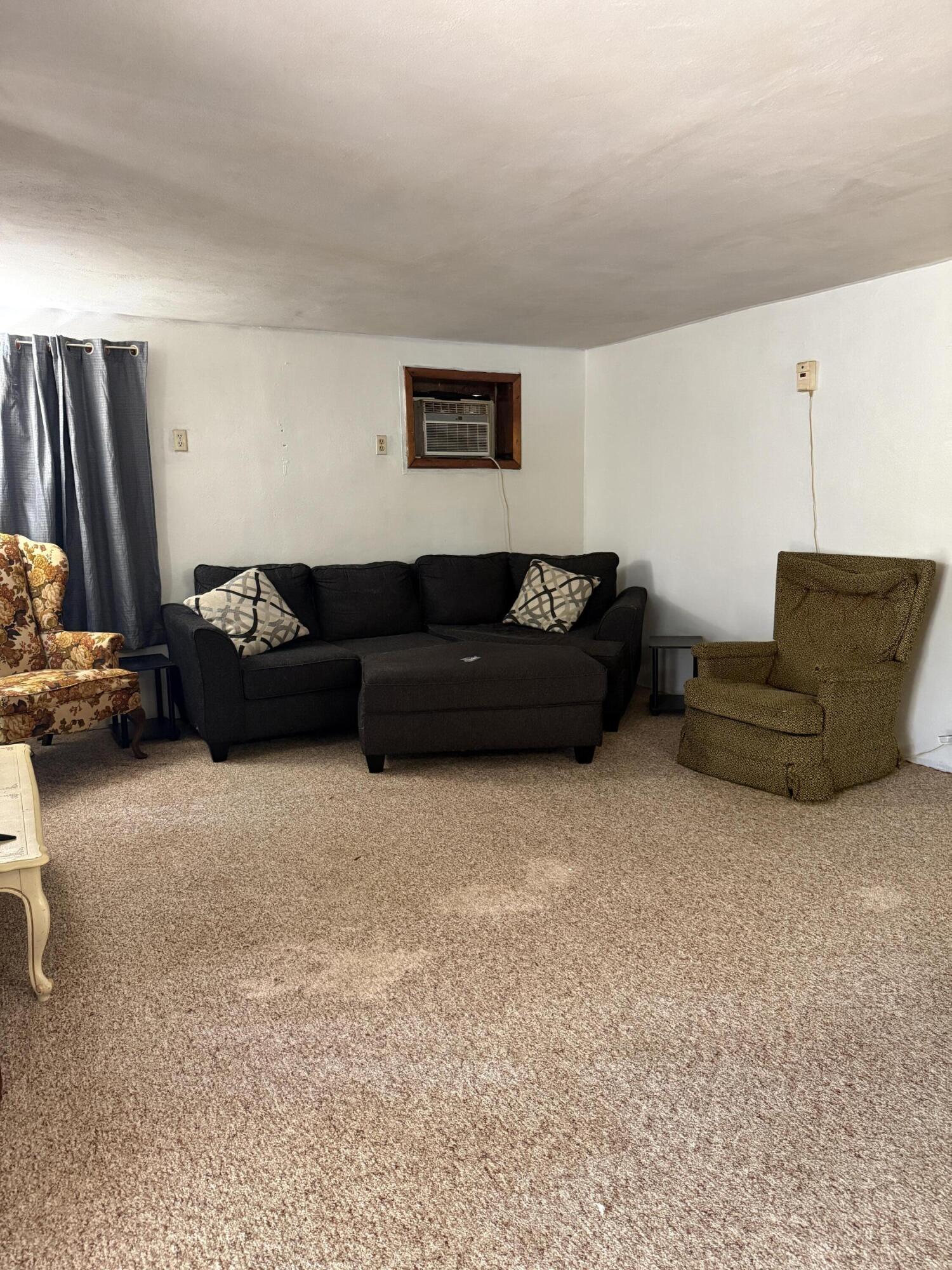 12901 Woodville Road Property Photo 24
