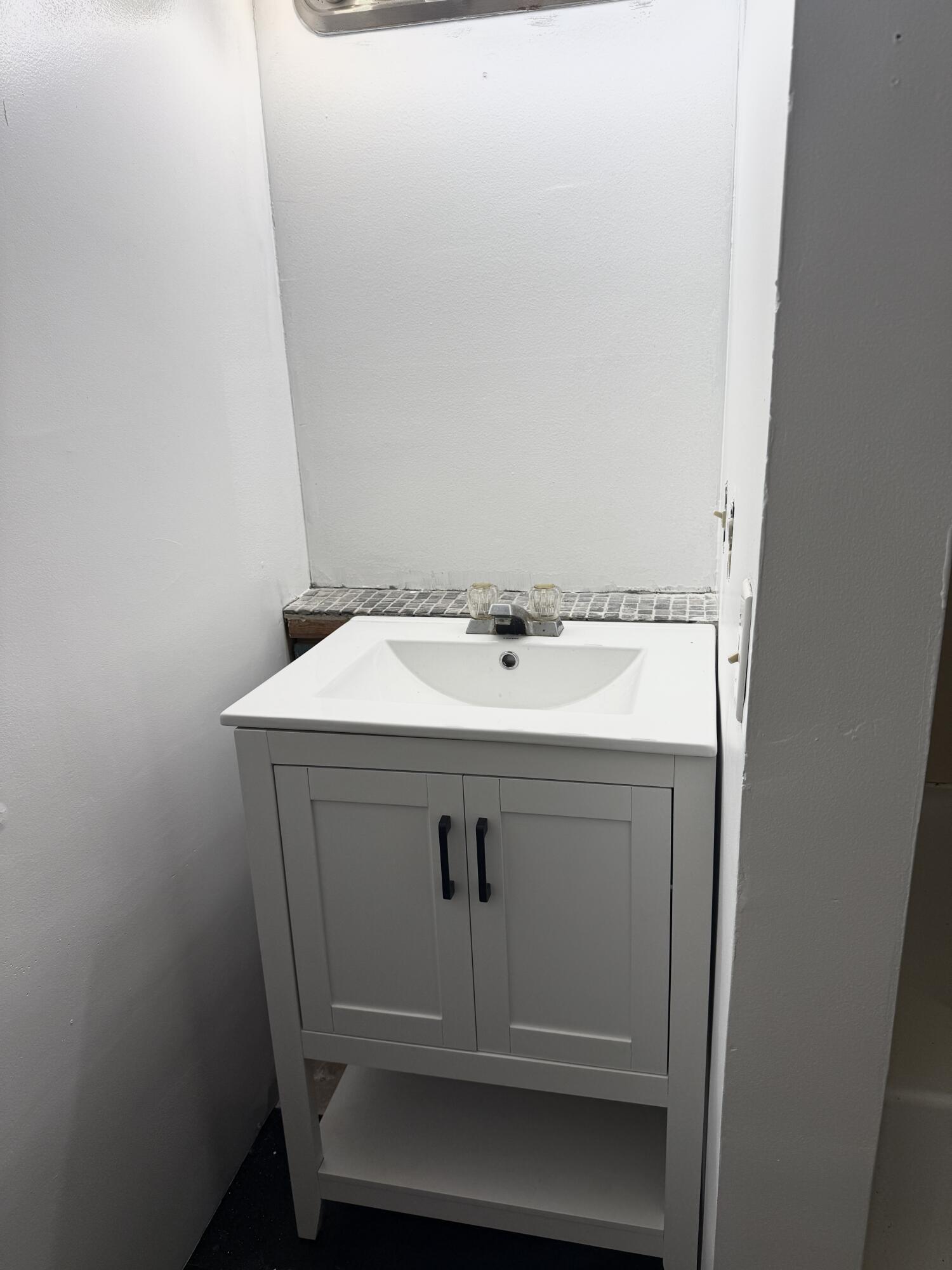 12901 Woodville Road Property Photo 29