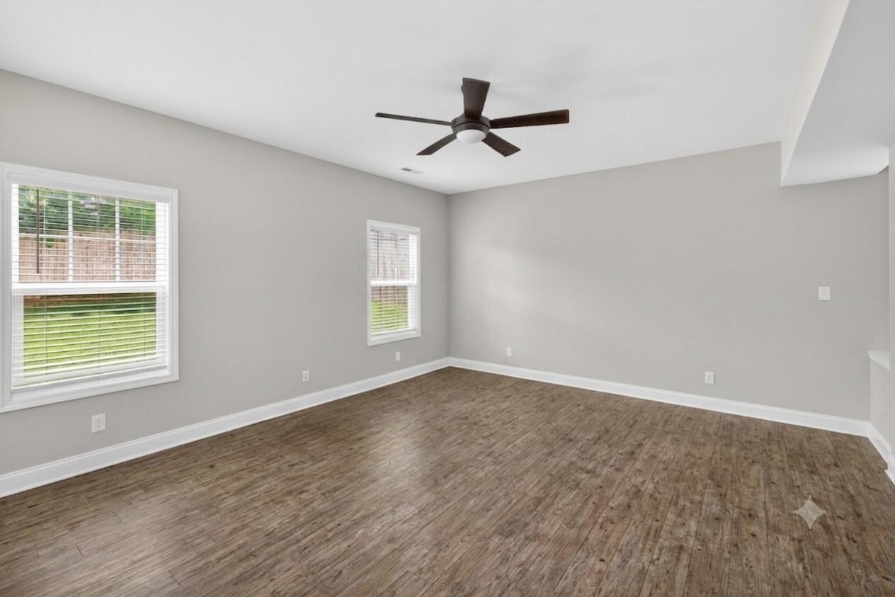 1184 Orchard Drive Property Photo 14