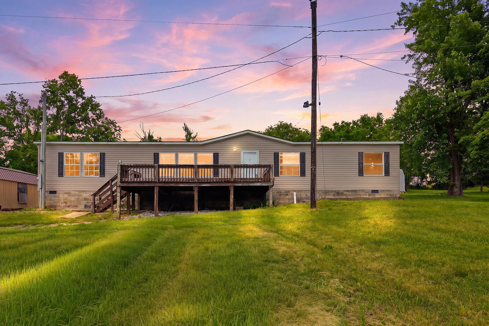 1303 Versailles Road Property Photo 1