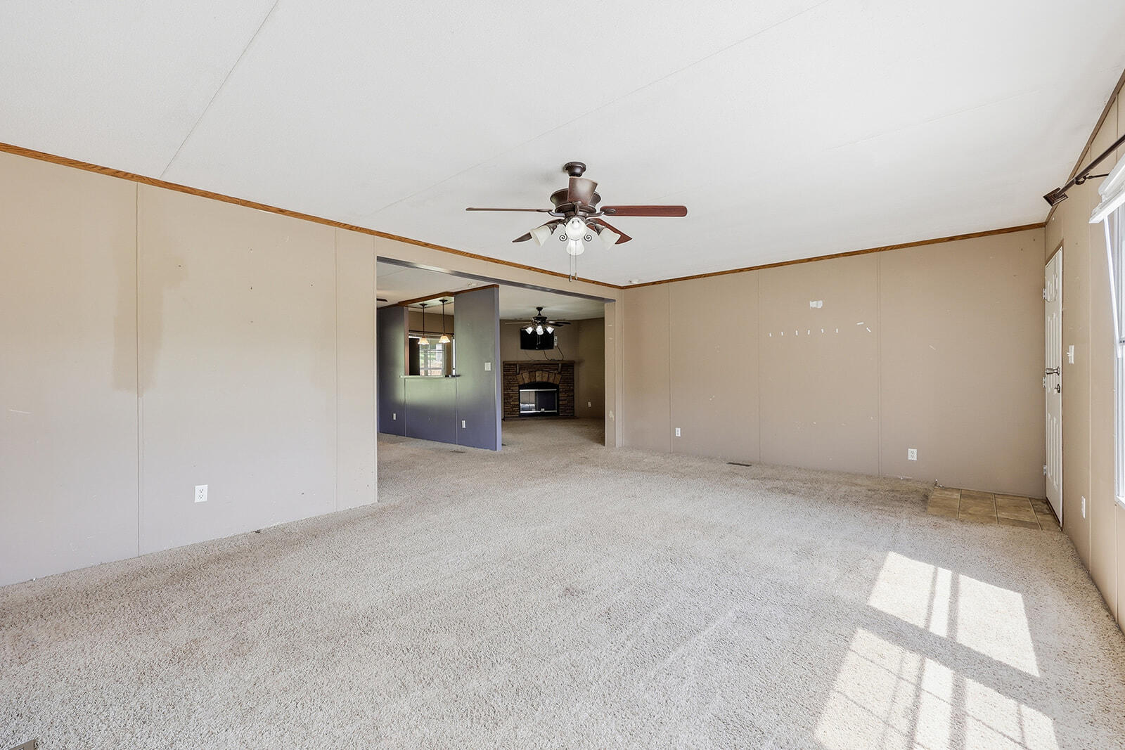 1303 Versailles Road Property Photo 6