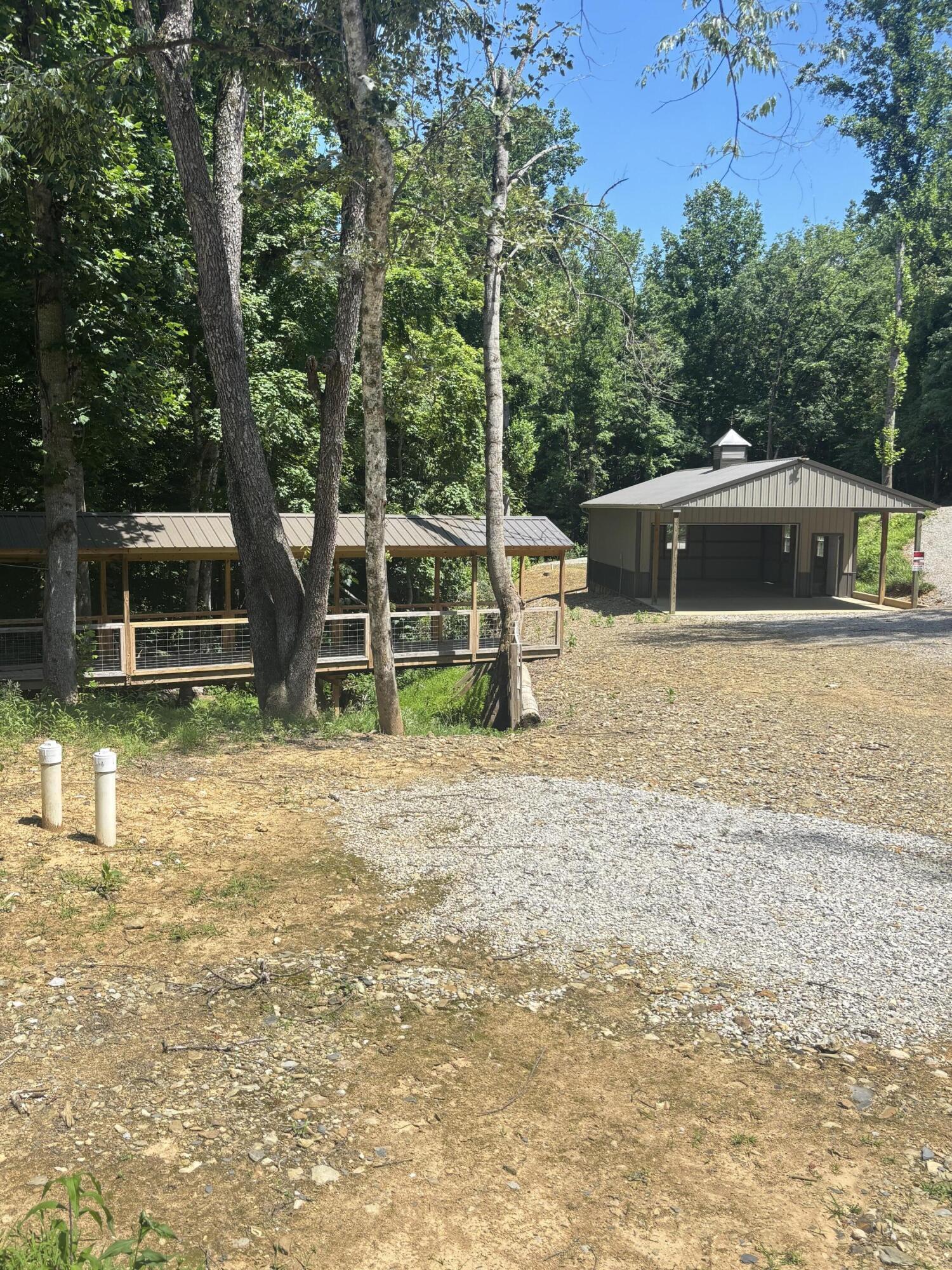950 Bates Road Property Photo 13