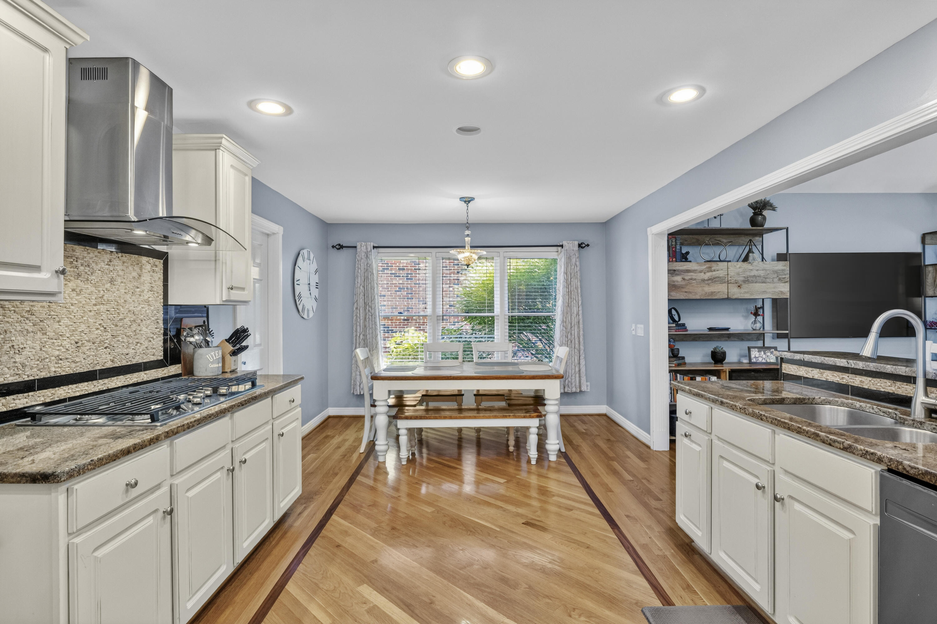 3049 Old Field Way Property Photo 24
