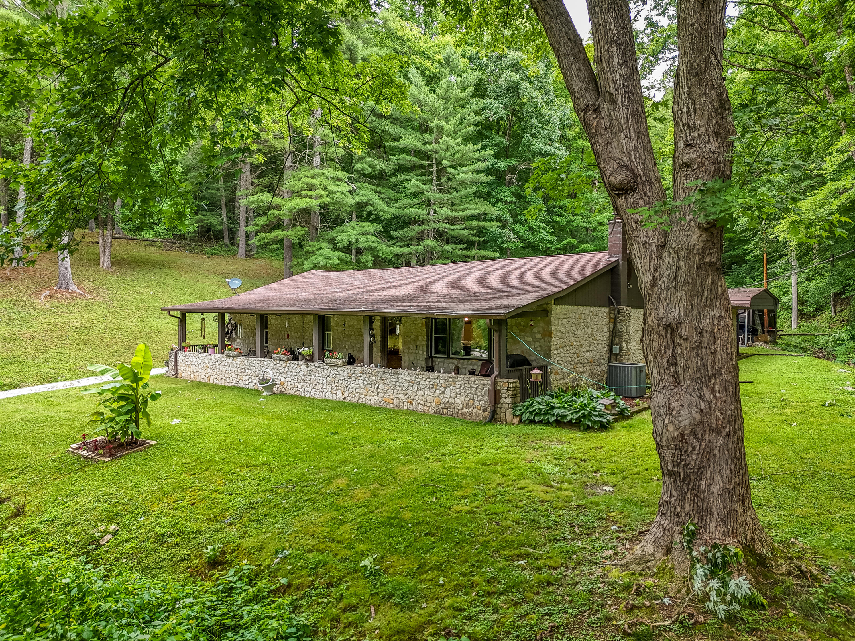 16596 W Us. Highway 60 Property Photo 44