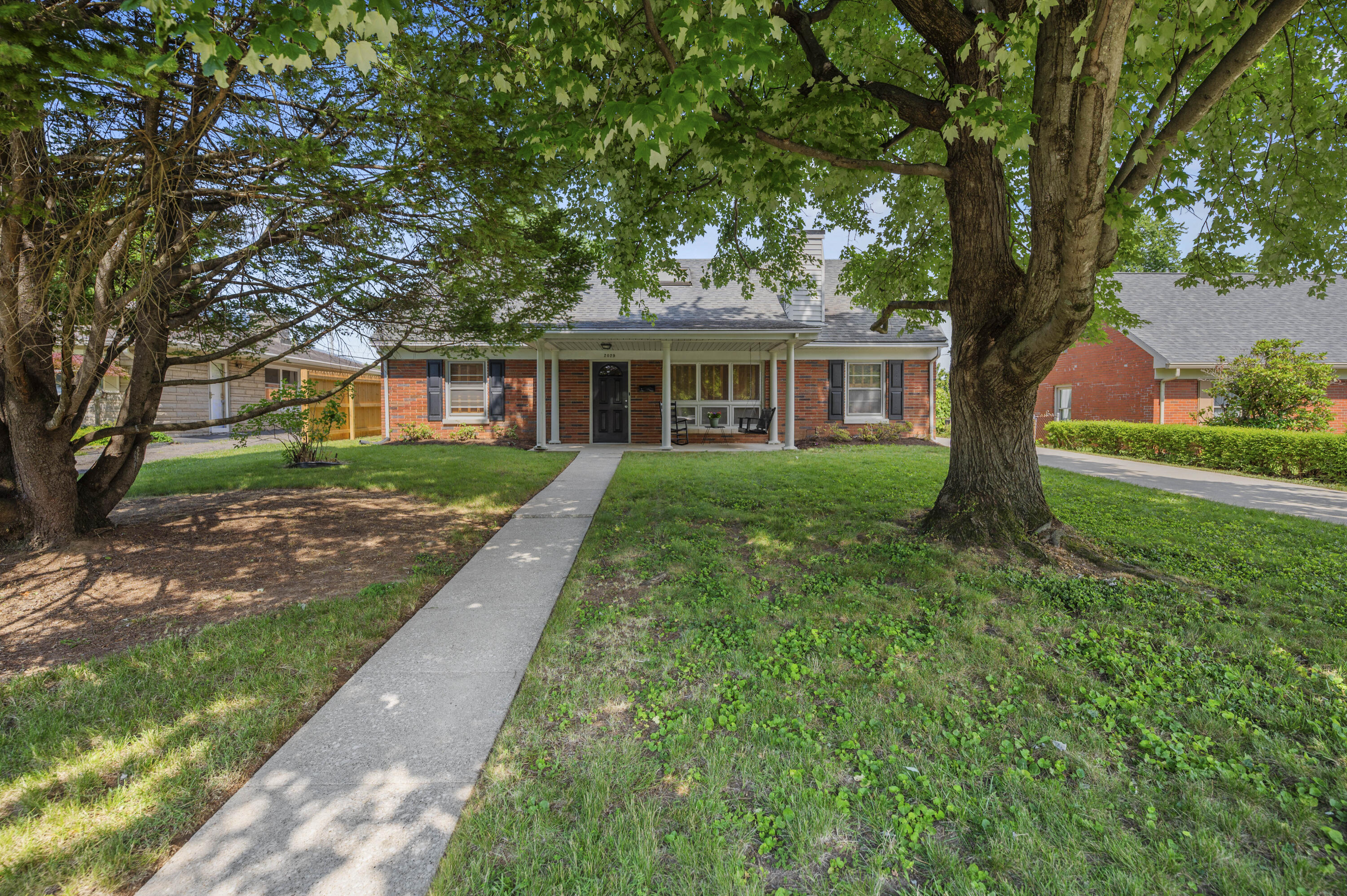2029 Dellwood Drive Property Photo 3