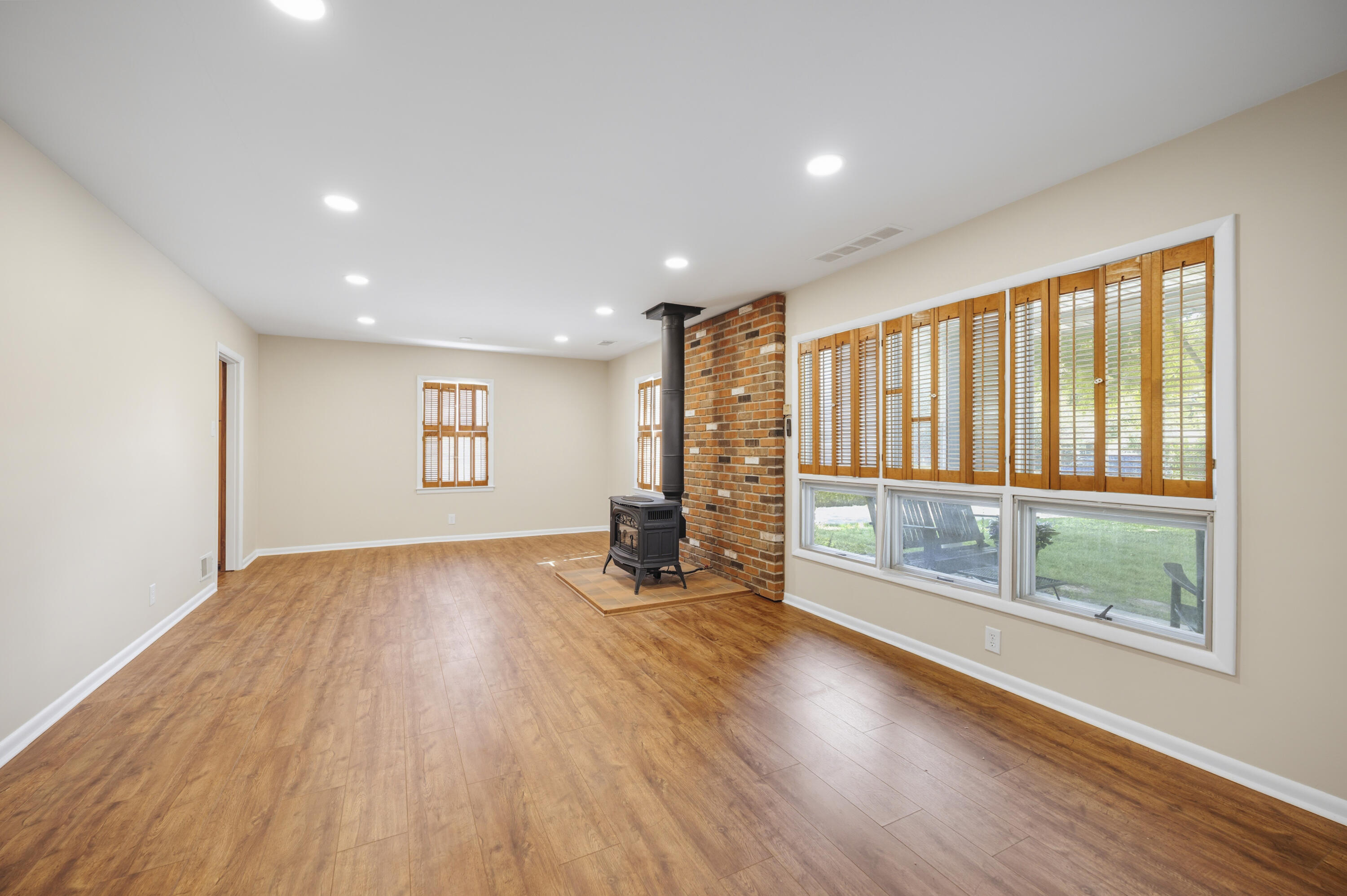 2029 Dellwood Drive Property Photo 6