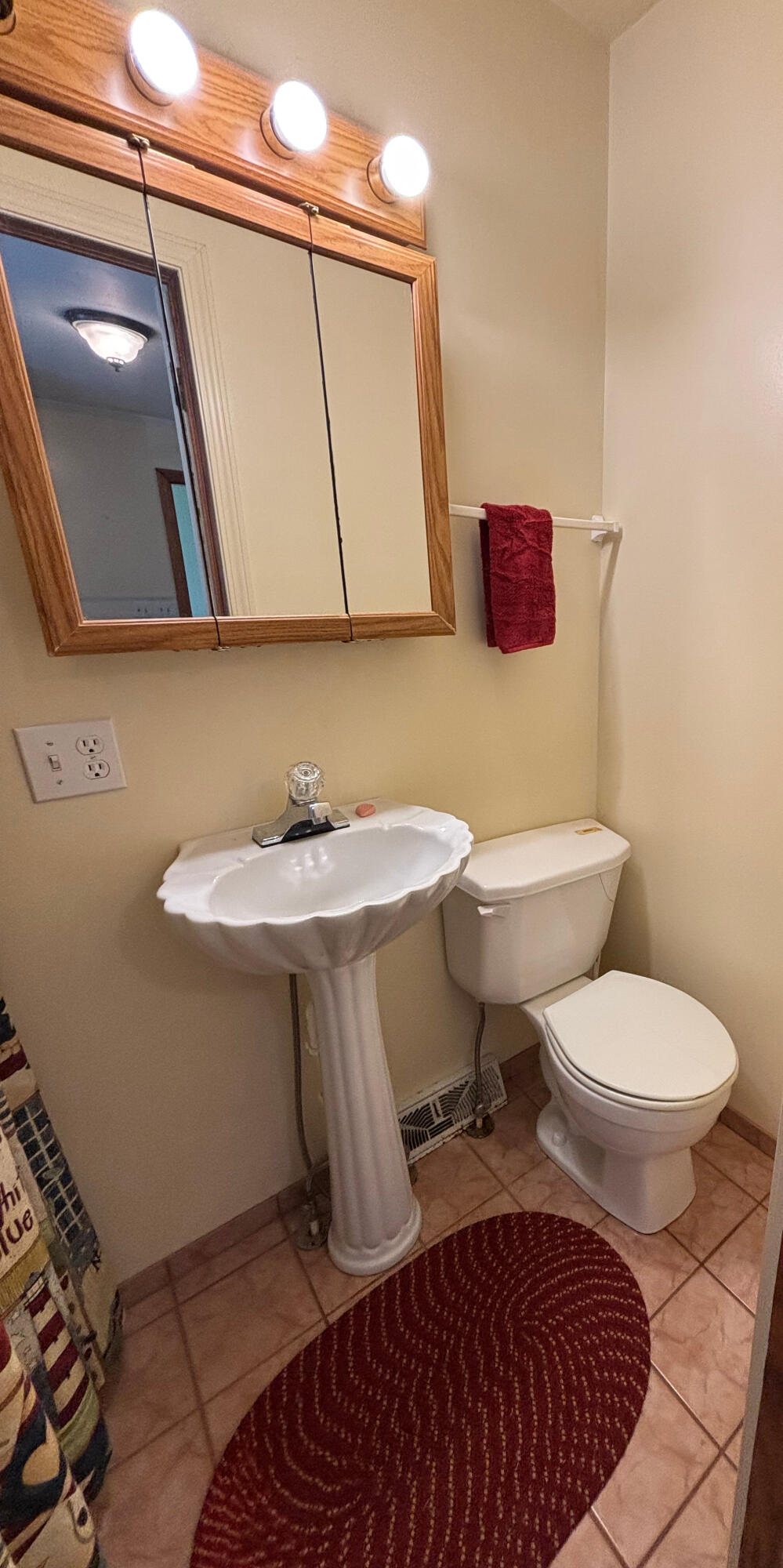 414 S Moore Street Property Photo 13