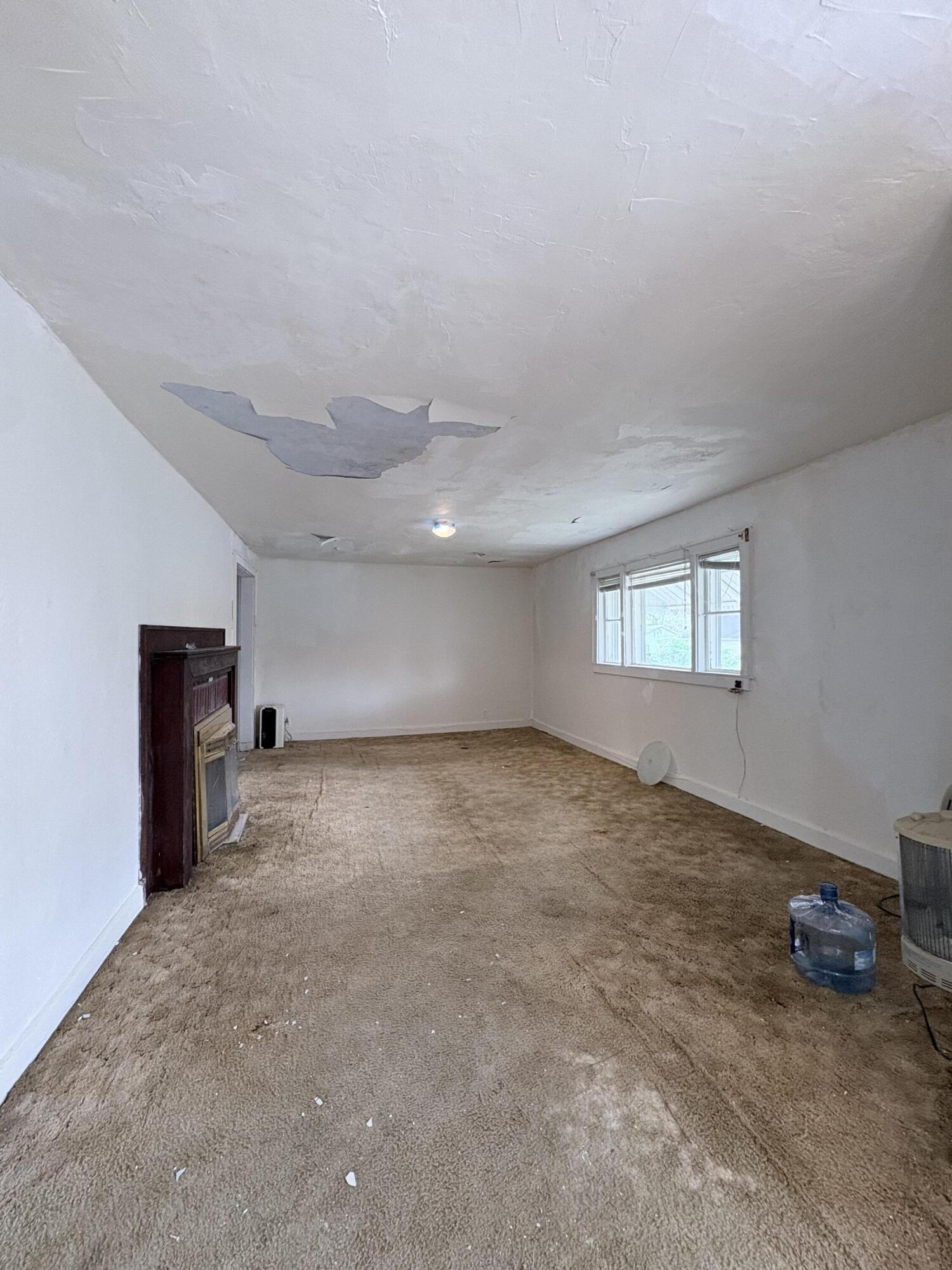 601 Broad Street Property Photo 6