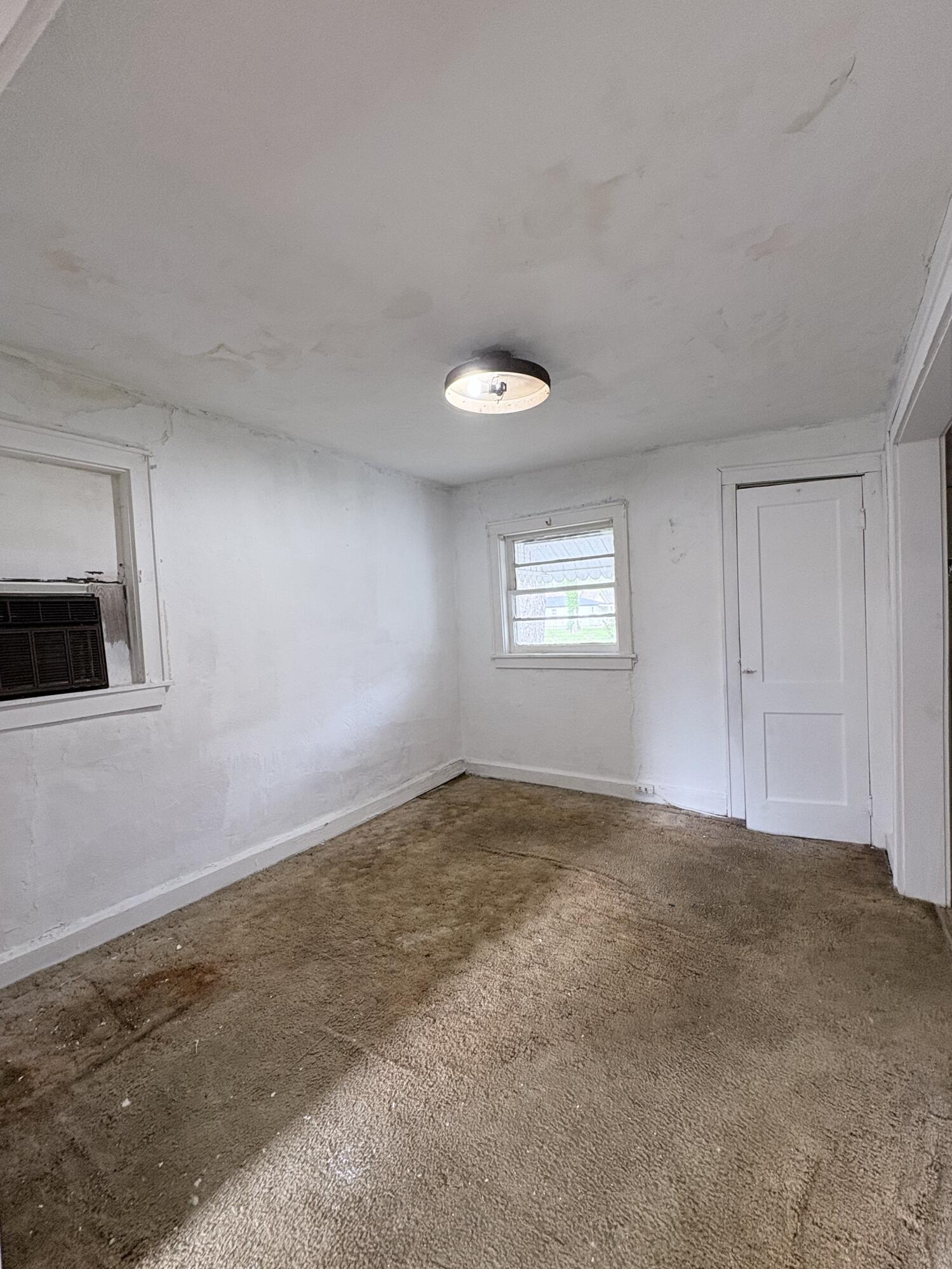 601 Broad Street Property Photo 9