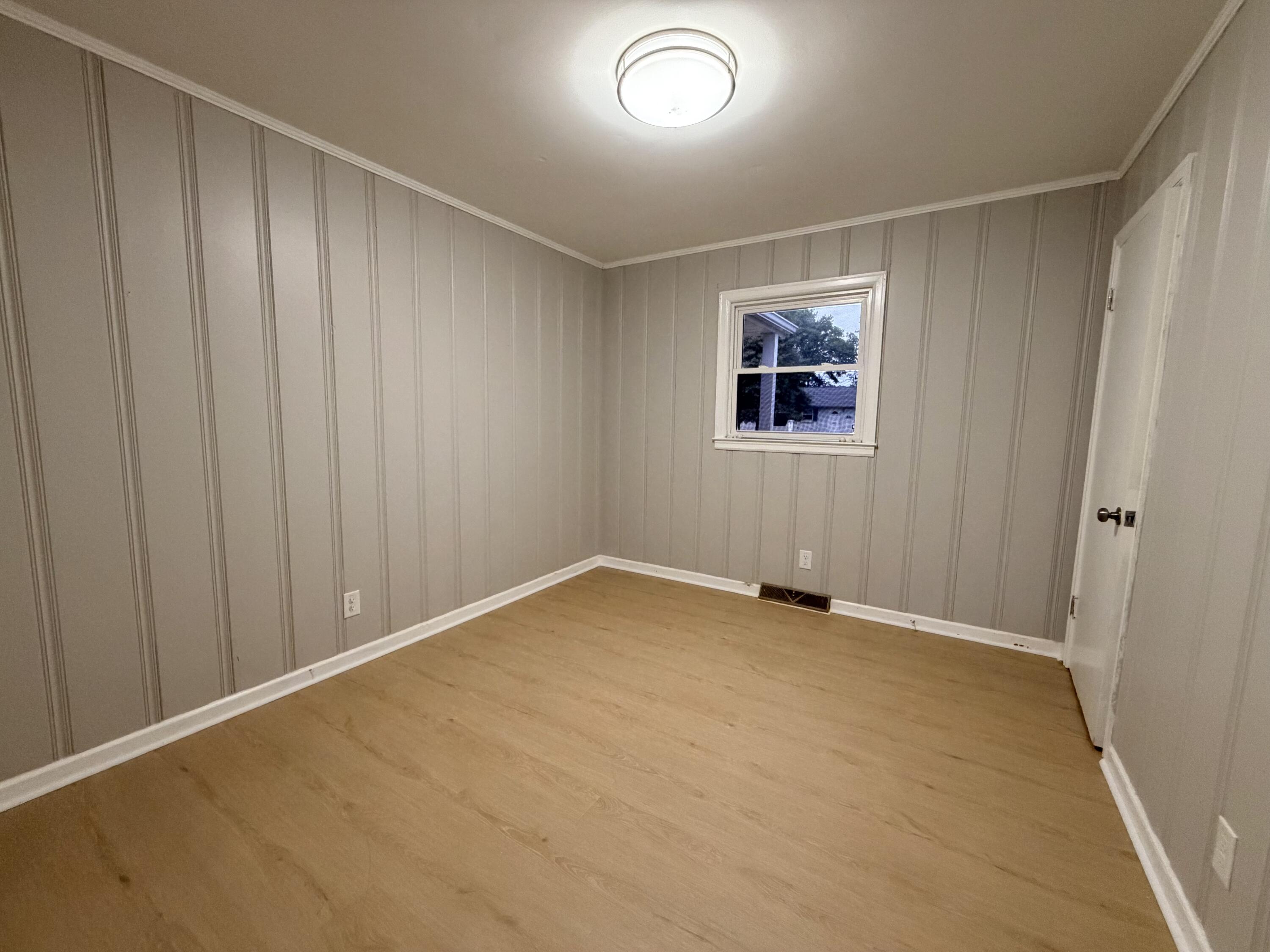 108 Dennis Drive Property Photo 8