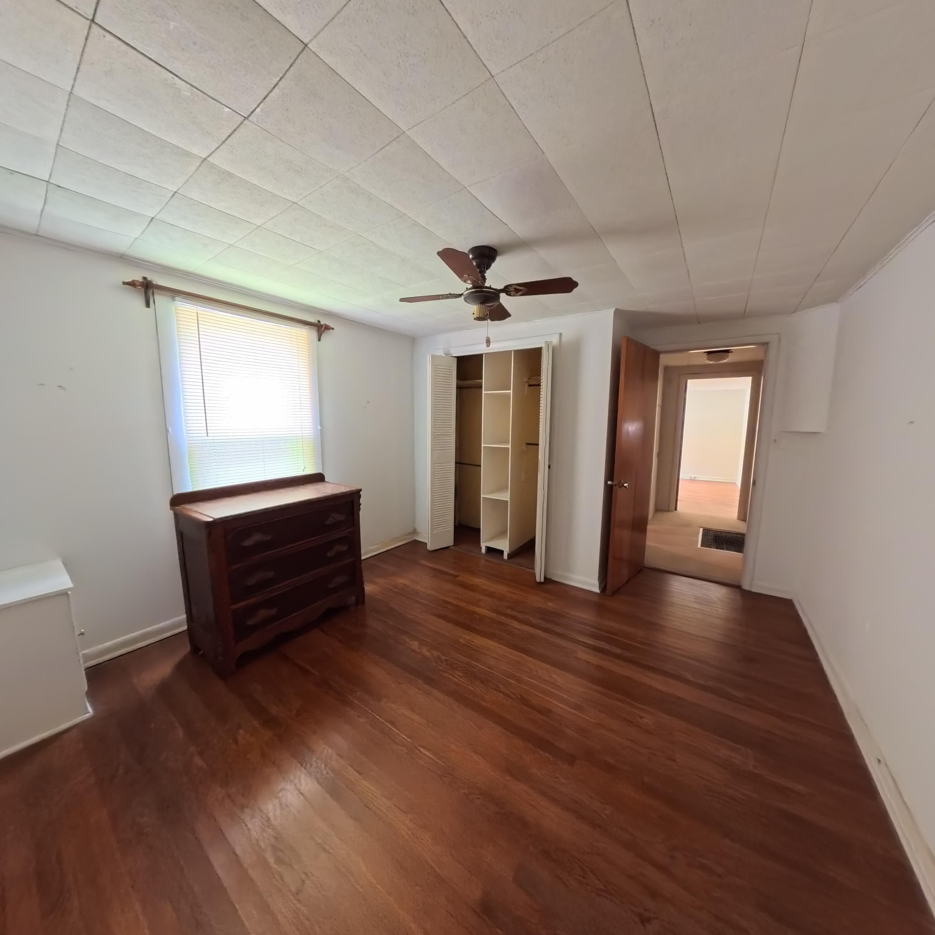 131 Peyton Avenue Property Photo 10