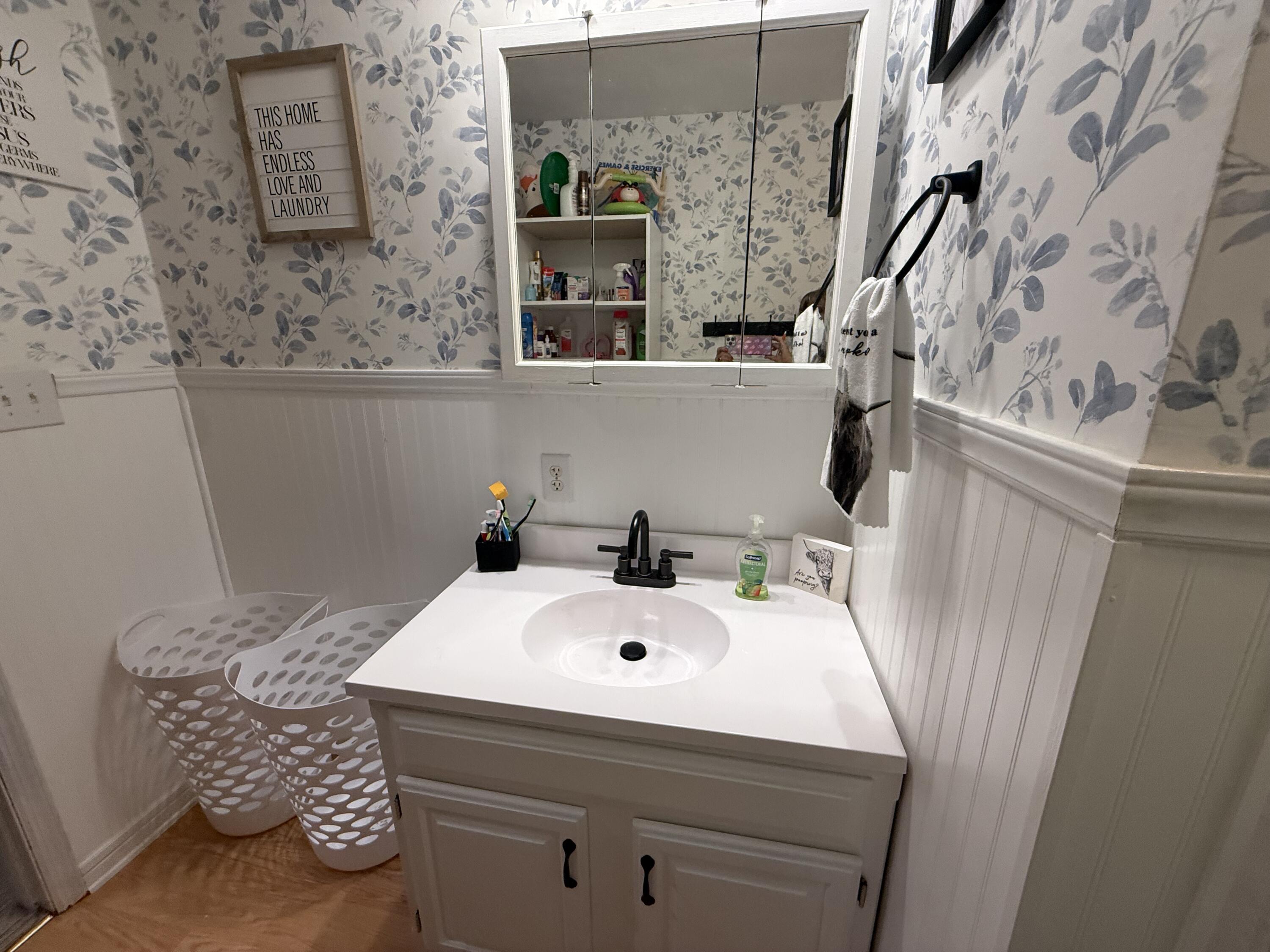 1241 Flat Gap Road Property Photo 7