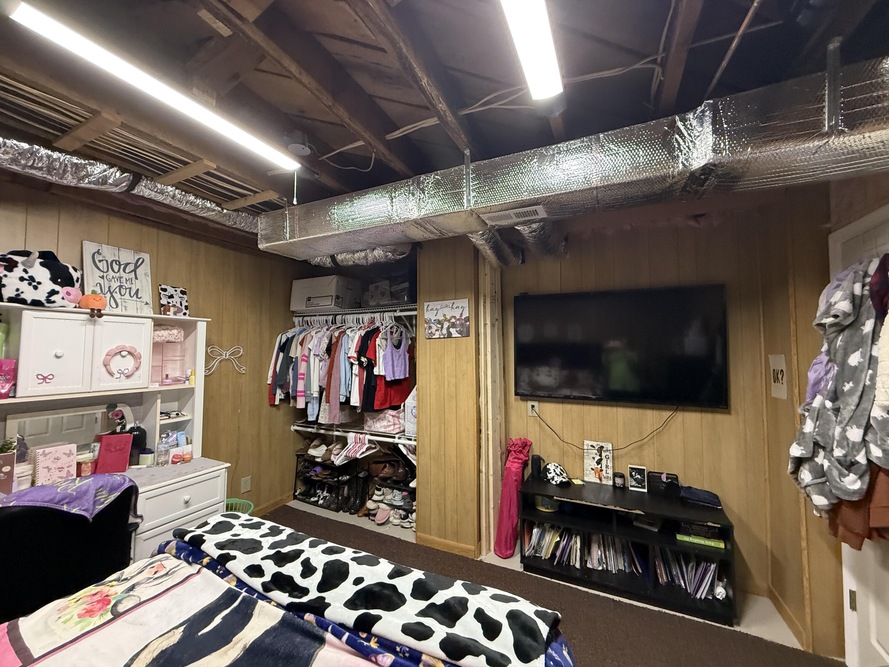 1241 Flat Gap Road Property Photo 11